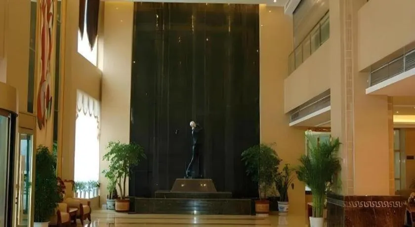 Aksu Pudong Holiday Hotel