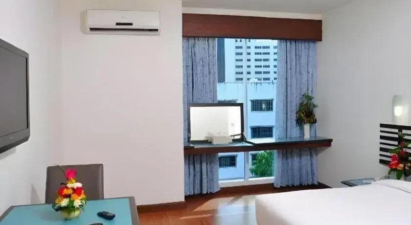 Bed in The Color Hotel Bed in The Color Hotel