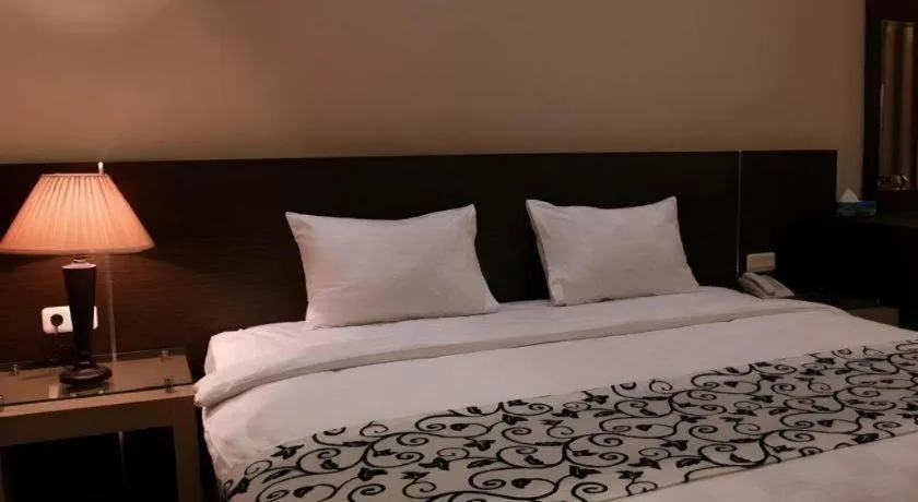 Bed in Mega Permata Hotel