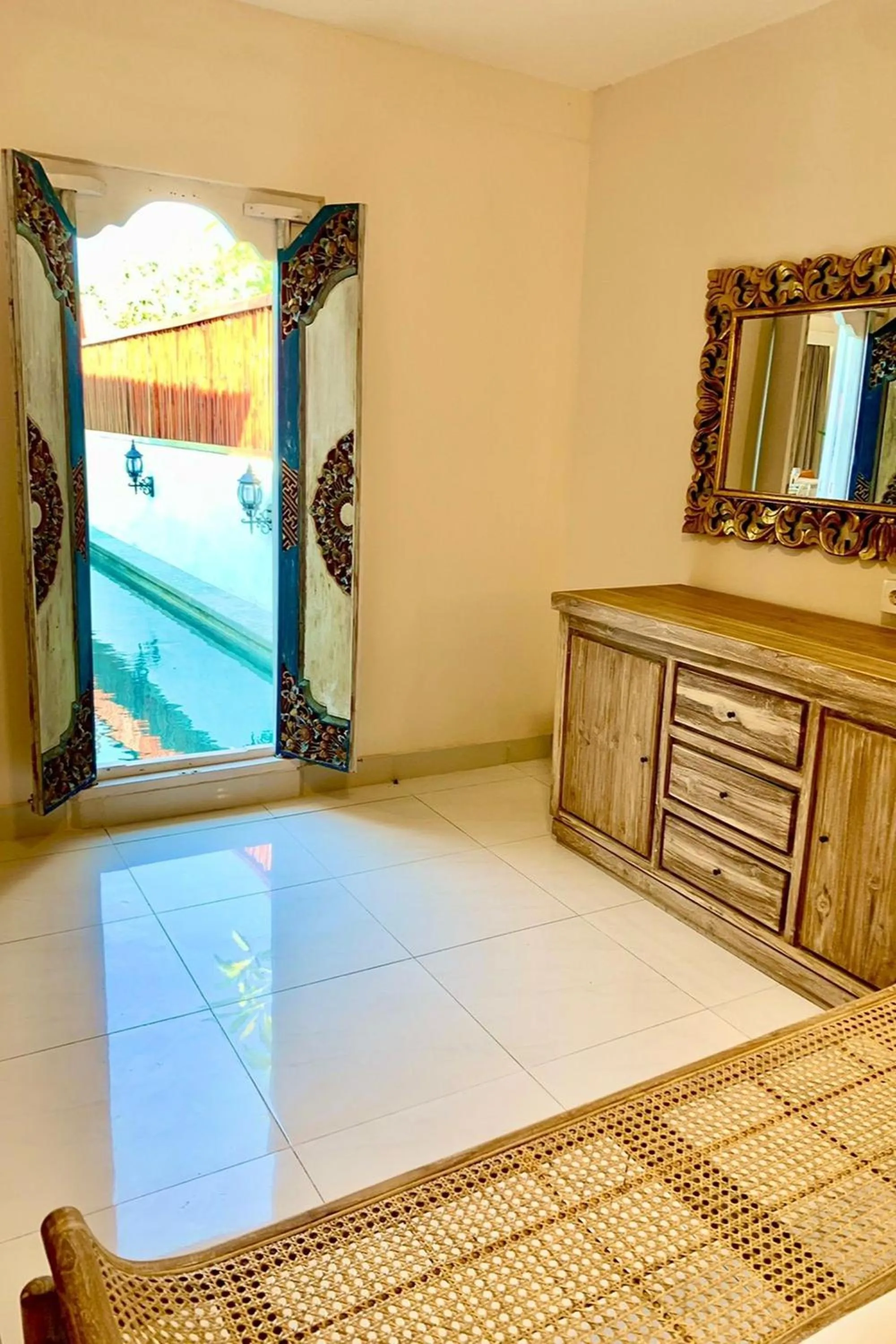 Area and facilities in Tresna Villa 9