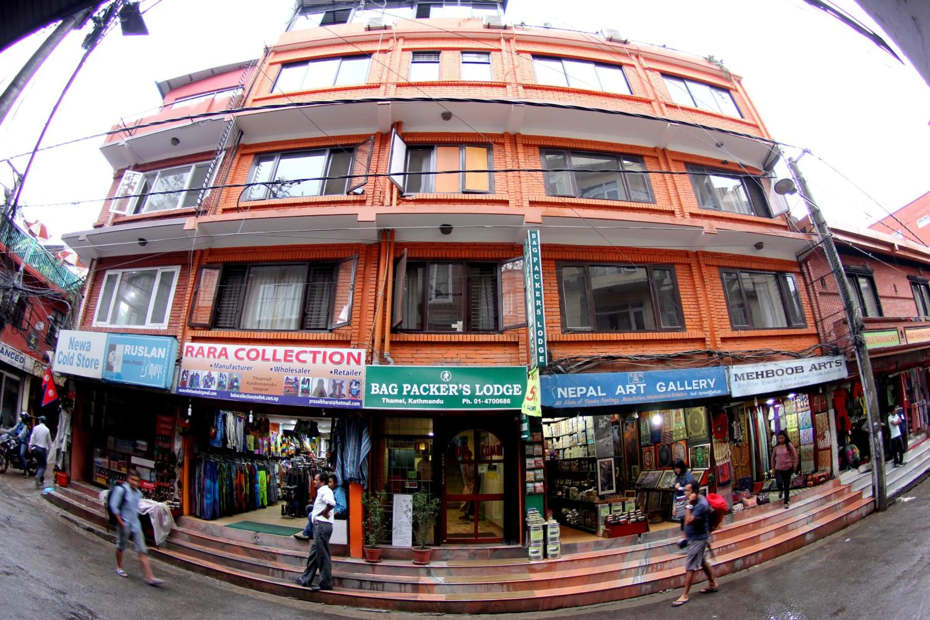 Property building in Bag Packer's Lodge