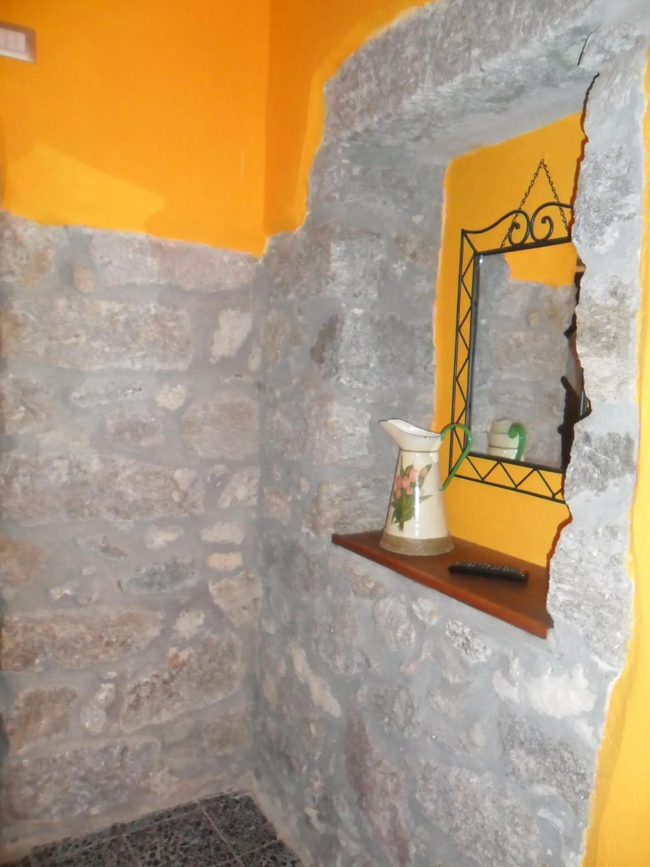 Double Room with Private Bathroom in Sa Domo de Minnanna Double Room with Private Bathroom in Sa Domo de Minnanna