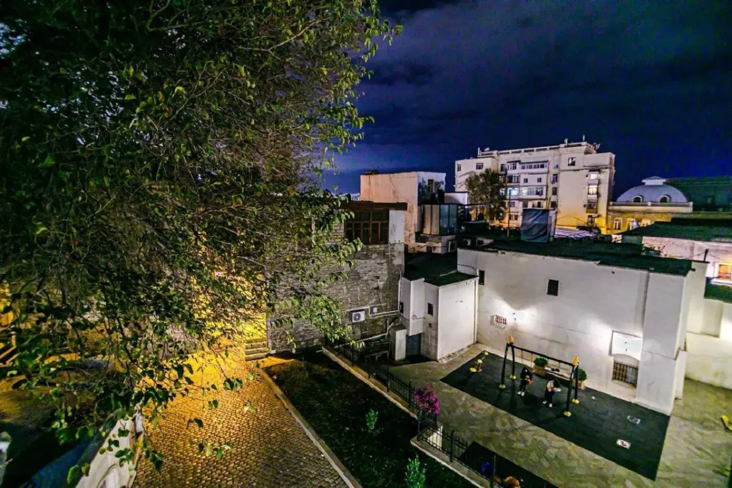 Property building in Deniz İnn Hotel Property building in Deniz İnn Hotel