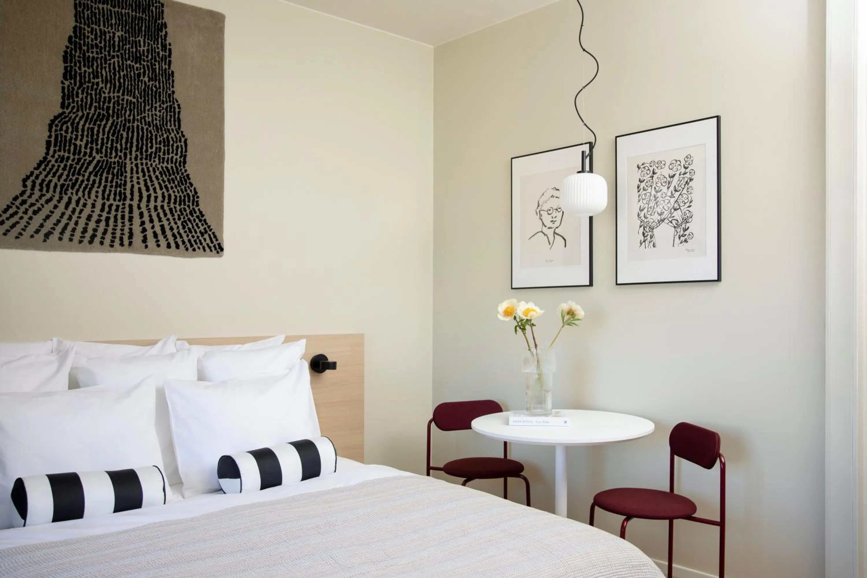 Bedroom, Bed in Bob W Turku City Centre