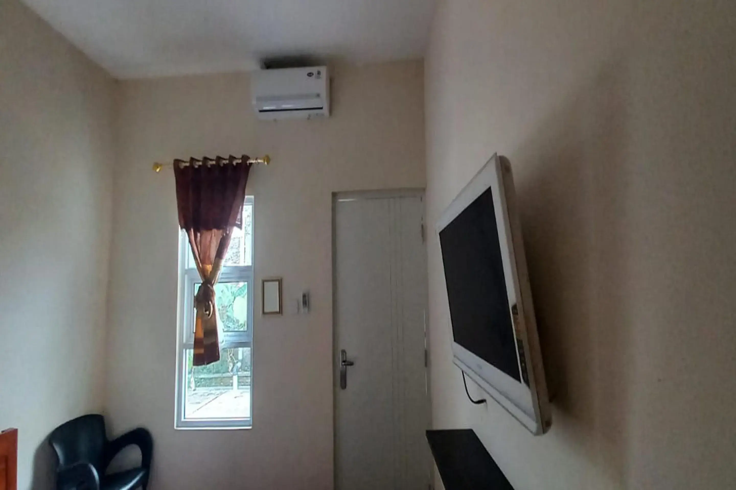 Bedroom in Hotel O 45 Guest House Bedroom in Hotel O 45 Guest House