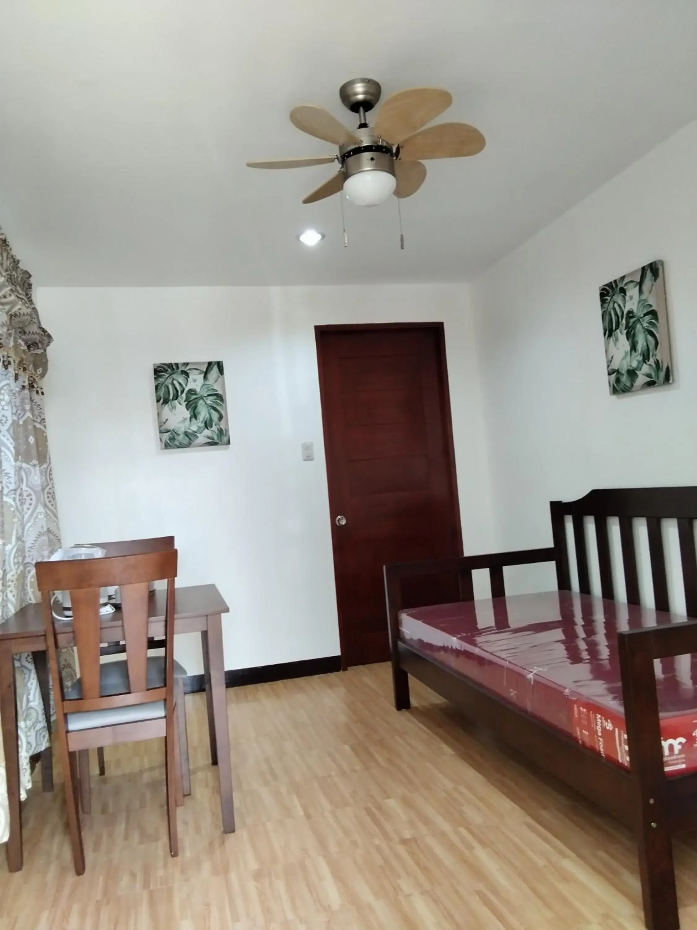 Property building in Moalboal Beach Front Hotel Property building in Moalboal Beach Front Hotel