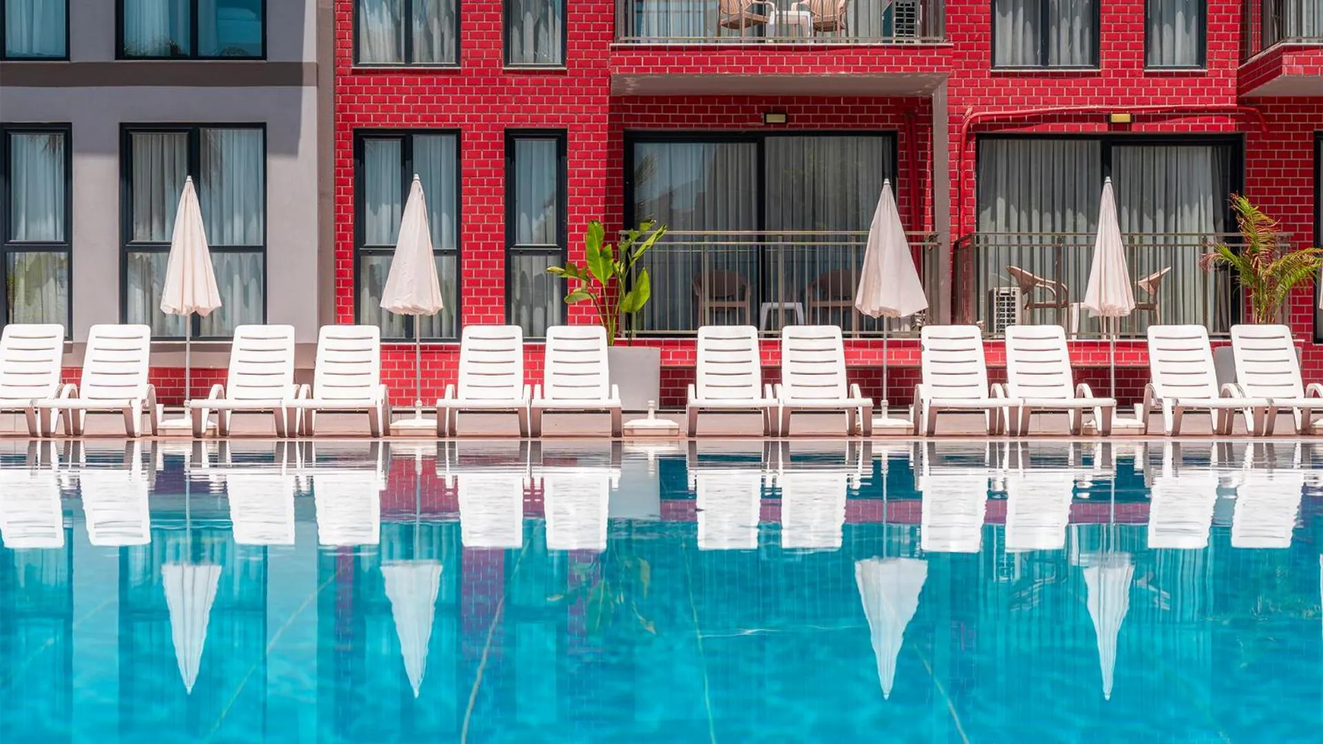 Evin Park Suit Lara & Spa