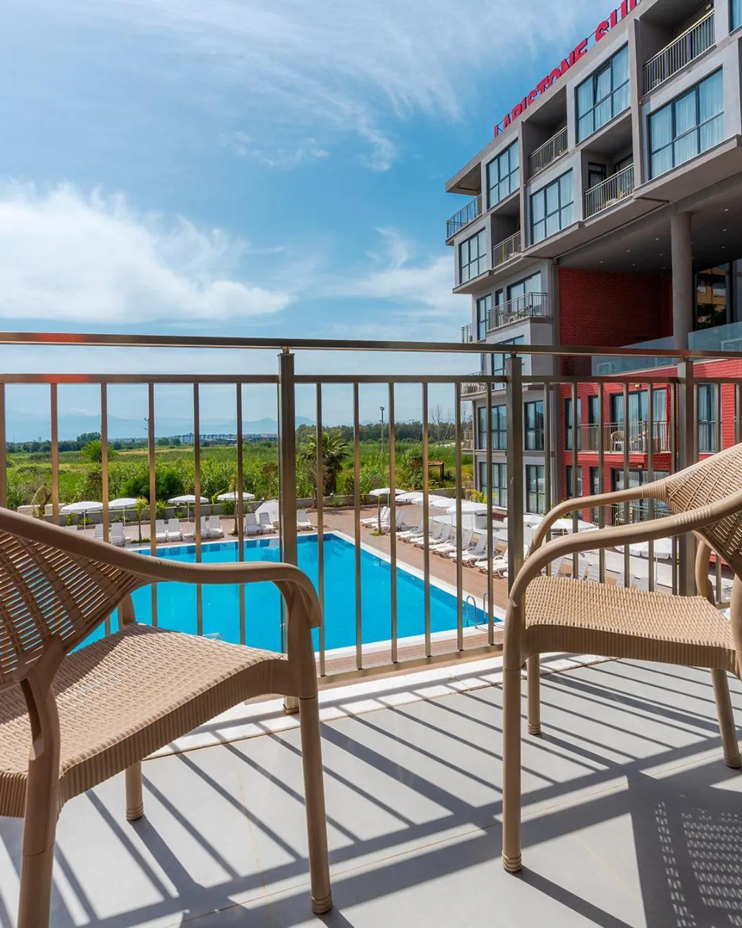 Evin Park Suit Lara & Spa