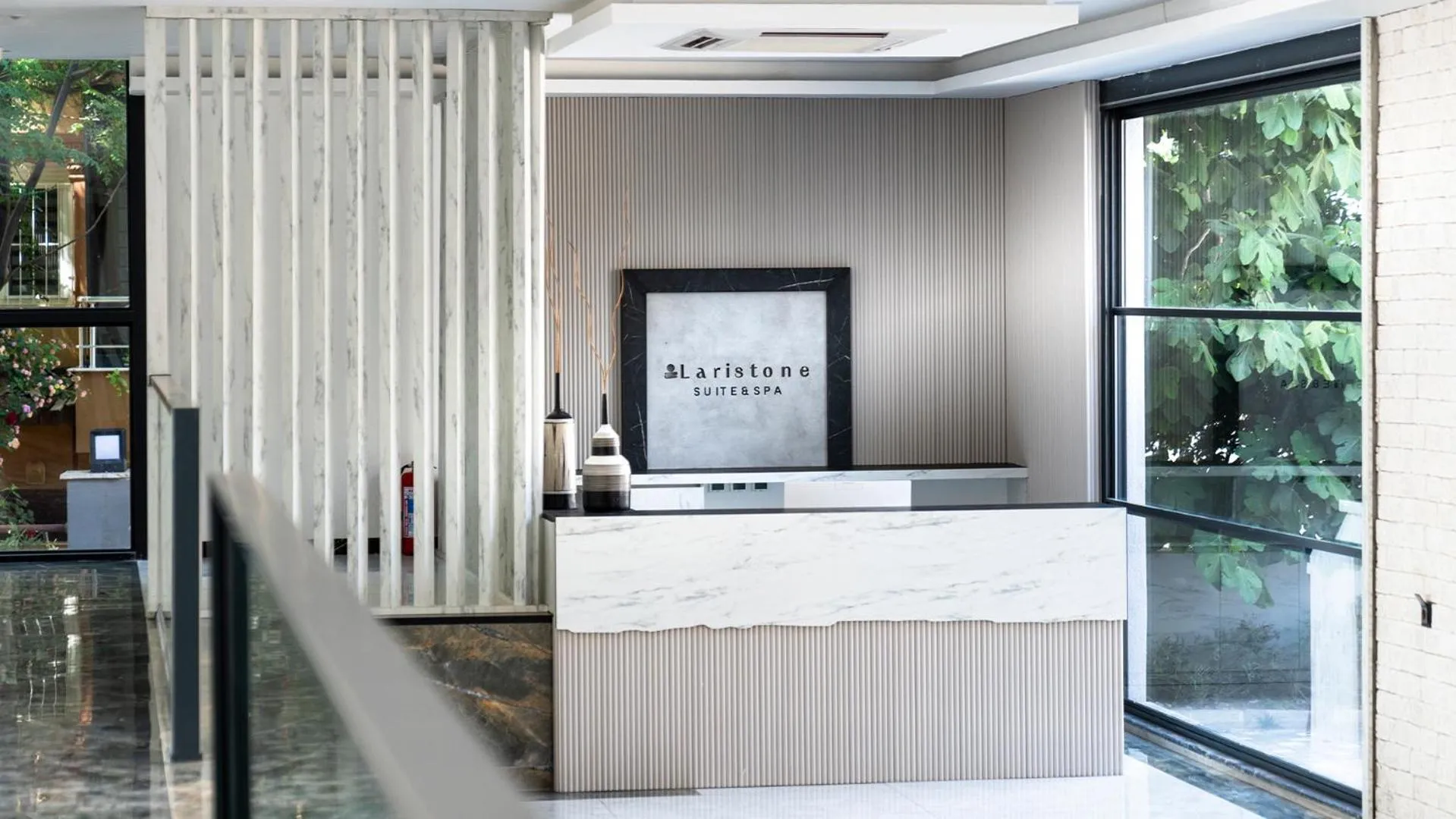 Evin Park Suit Lara & Spa