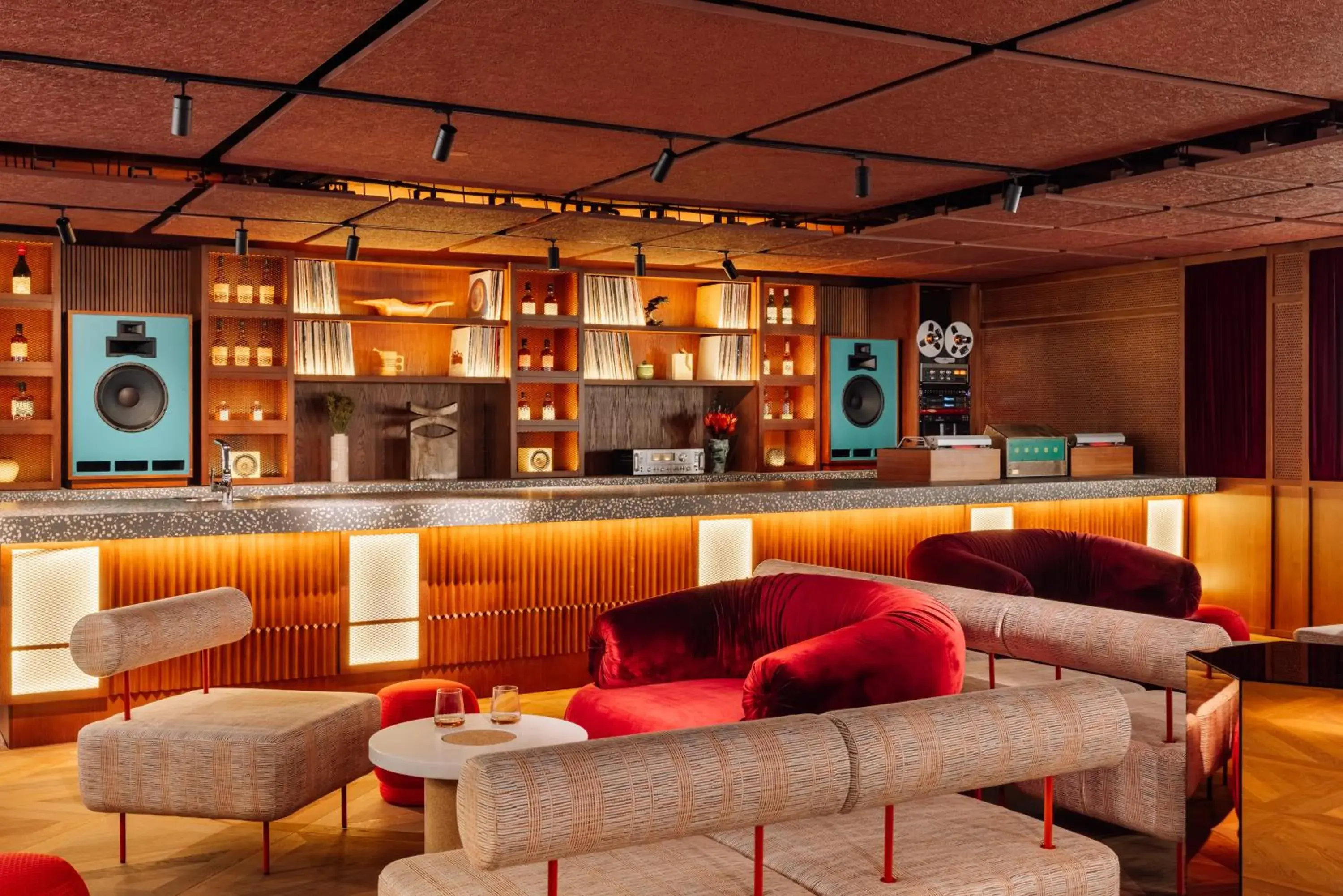 Lounge or bar in Locke de Santa Joana Lounge or bar in Locke de Santa Joana