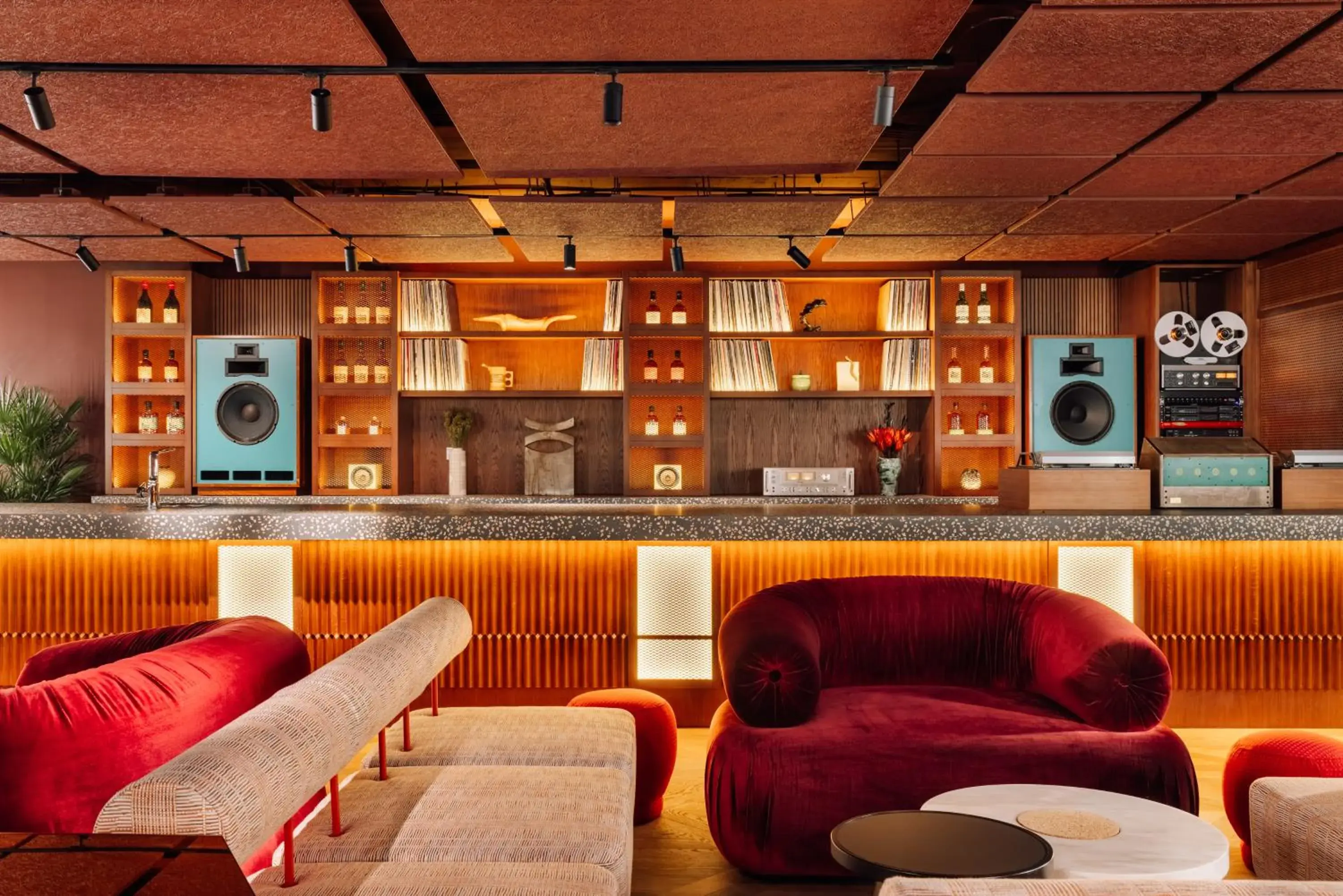 Lounge or bar in Locke de Santa Joana Lounge or bar in Locke de Santa Joana