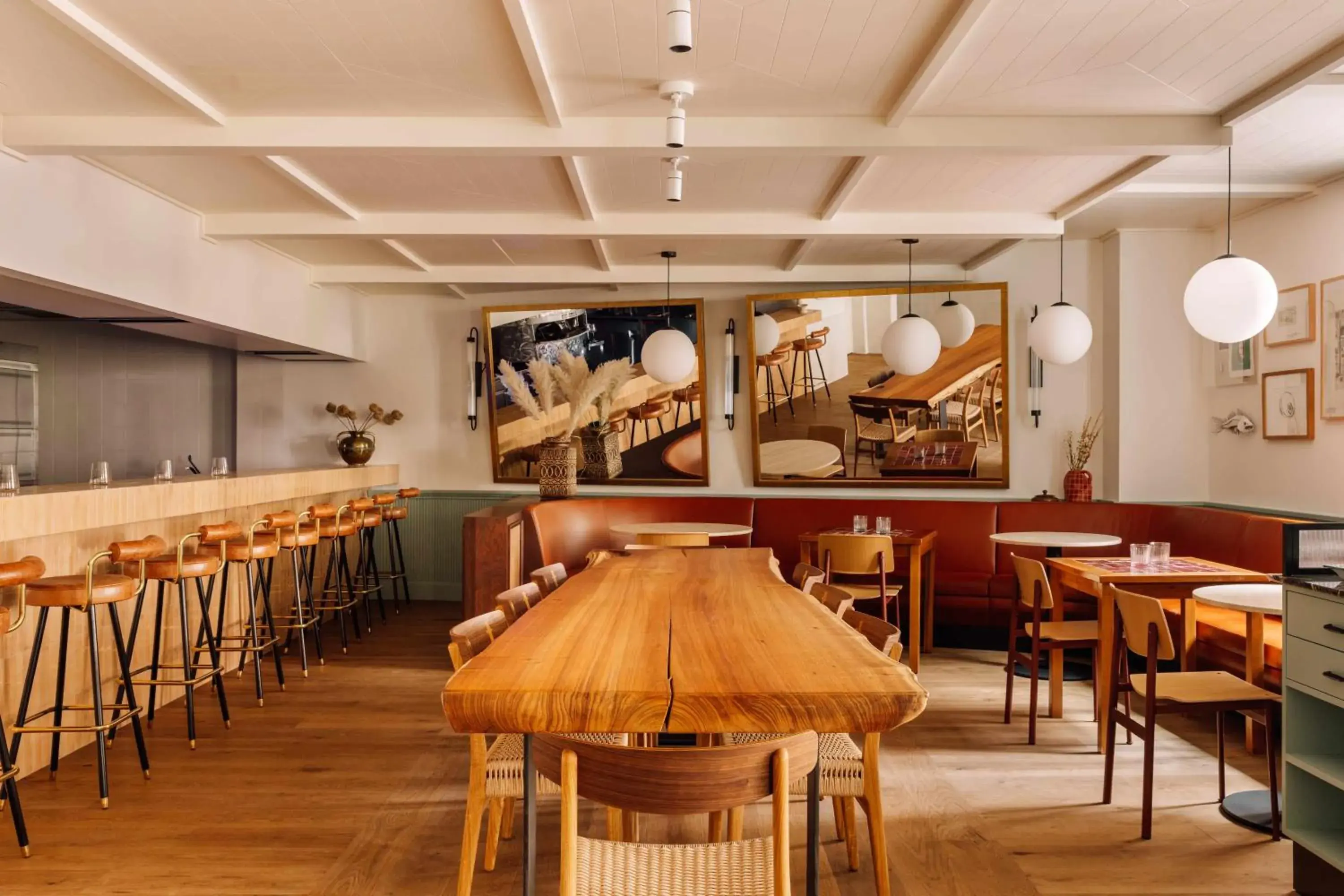 Restaurant/places to eat in Locke de Santa Joana Restaurant/places to eat in Locke de Santa Joana