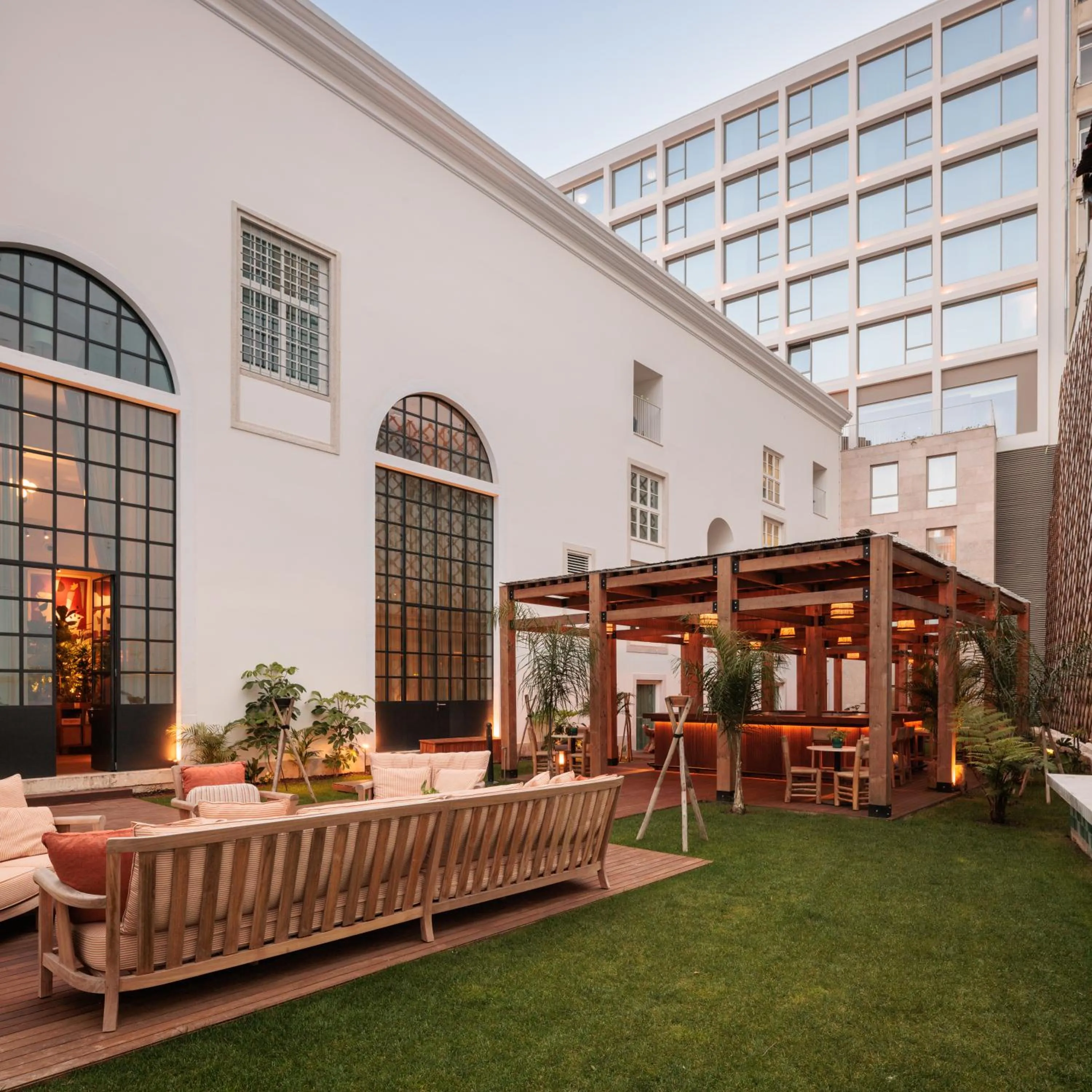 Inner courtyard view in Locke de Santa Joana