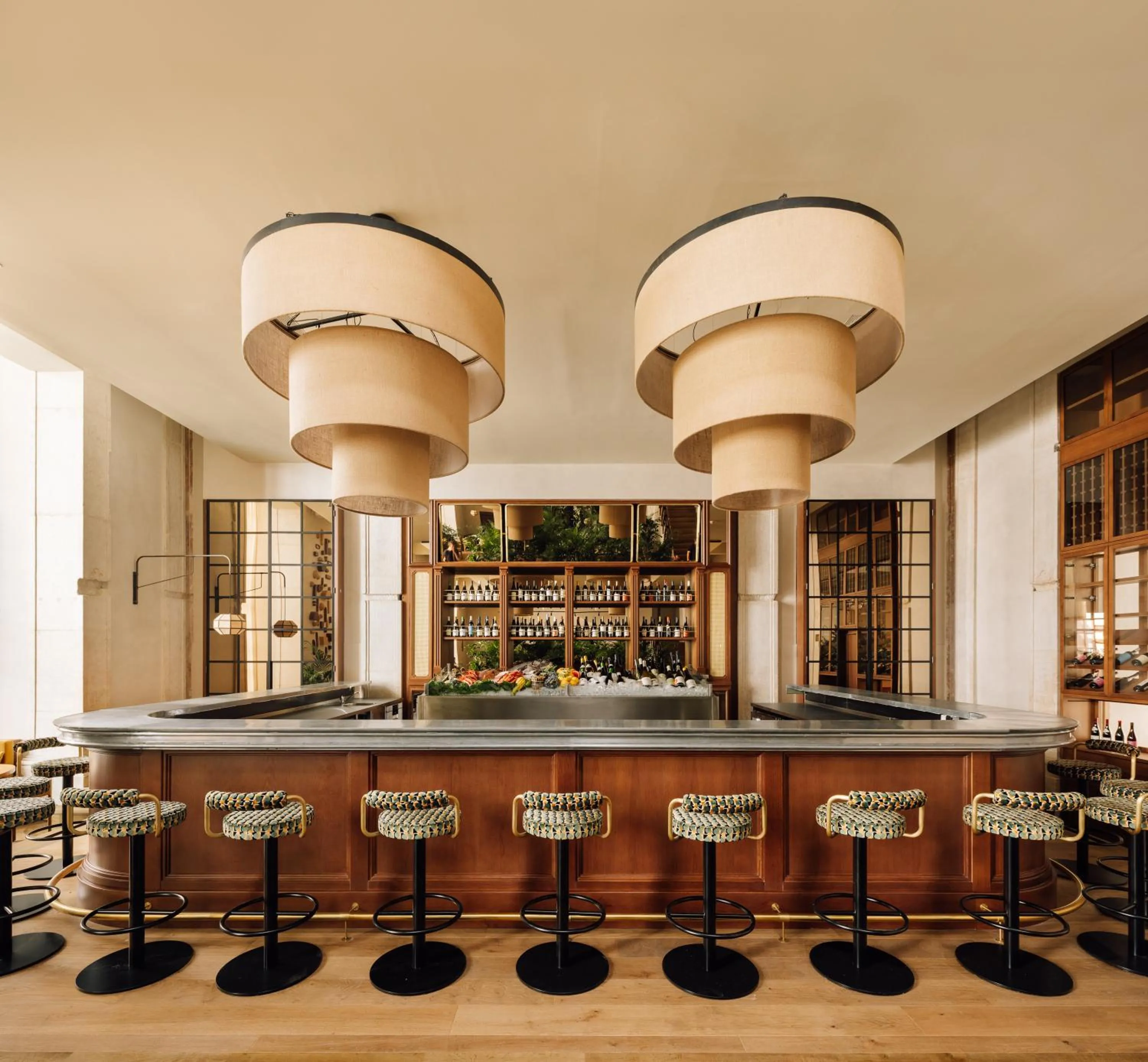 Restaurant/places to eat in Locke de Santa Joana