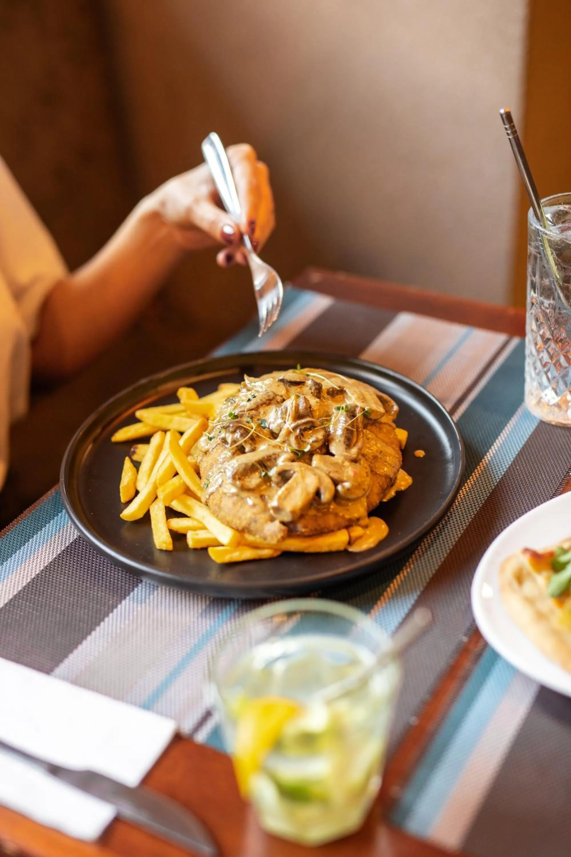 Restaurant/places to eat in Smart Hotel Montevideo