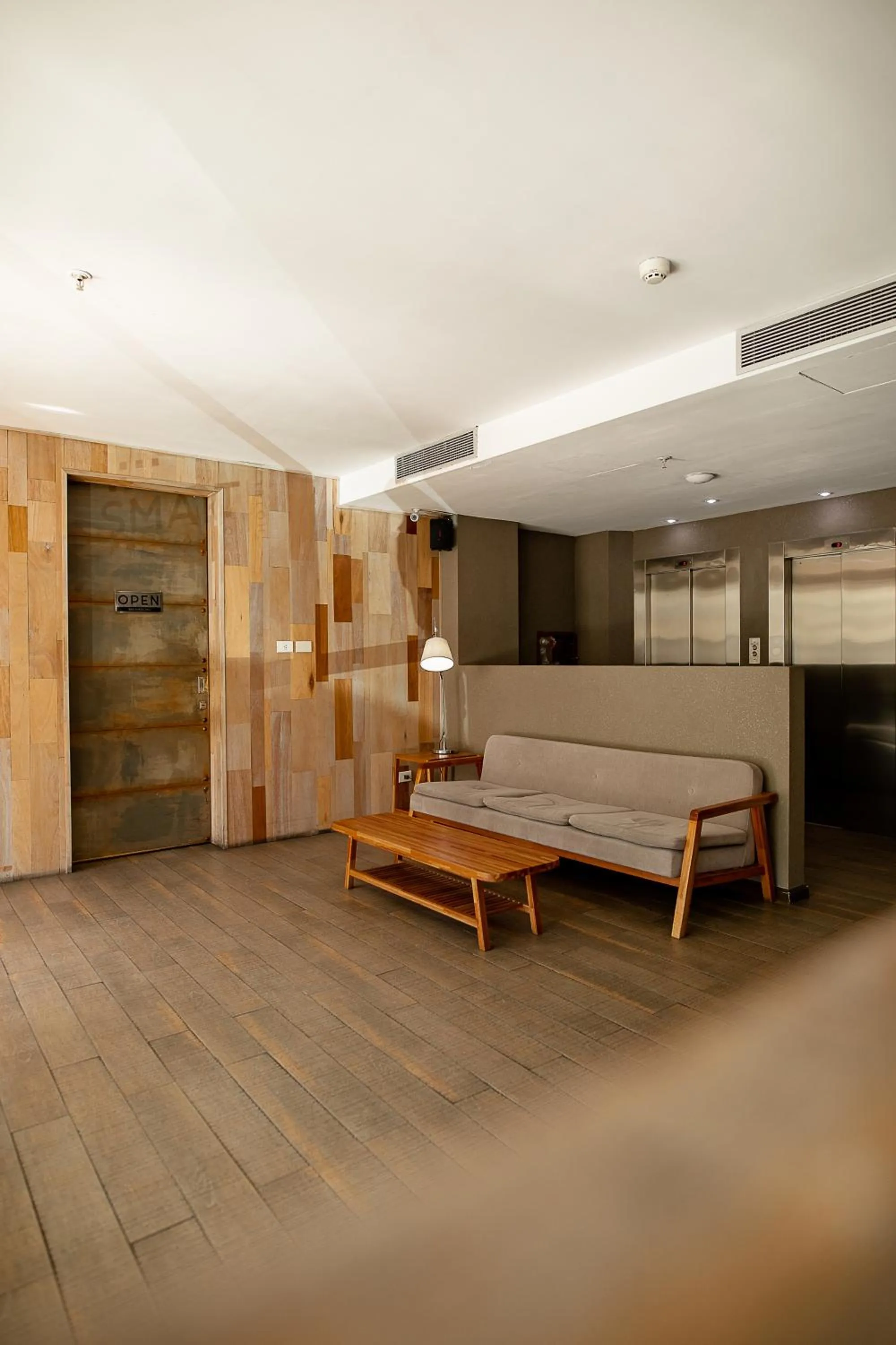 Lobby or reception in Smart Hotel Montevideo