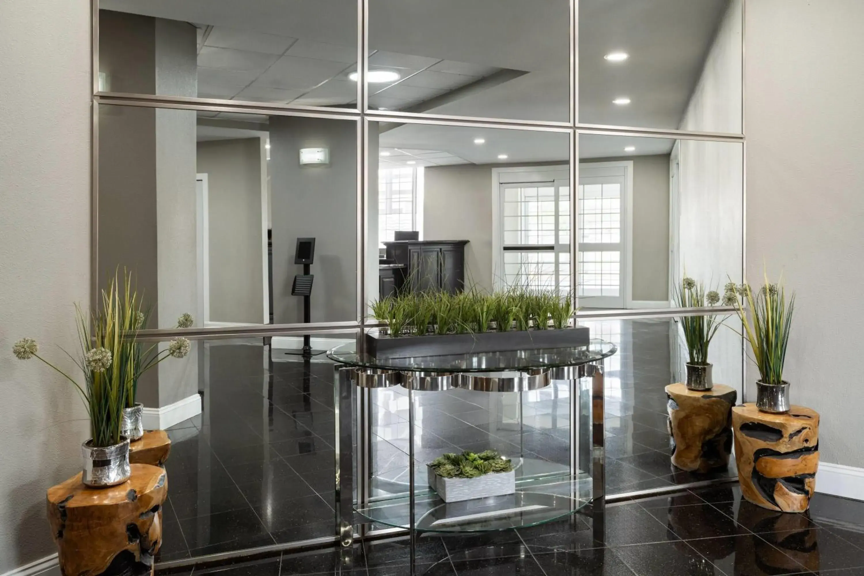 Lobby or reception in Baymont by Wyndham Jefferson City Lobby or reception in Baymont by Wyndham Jefferson City