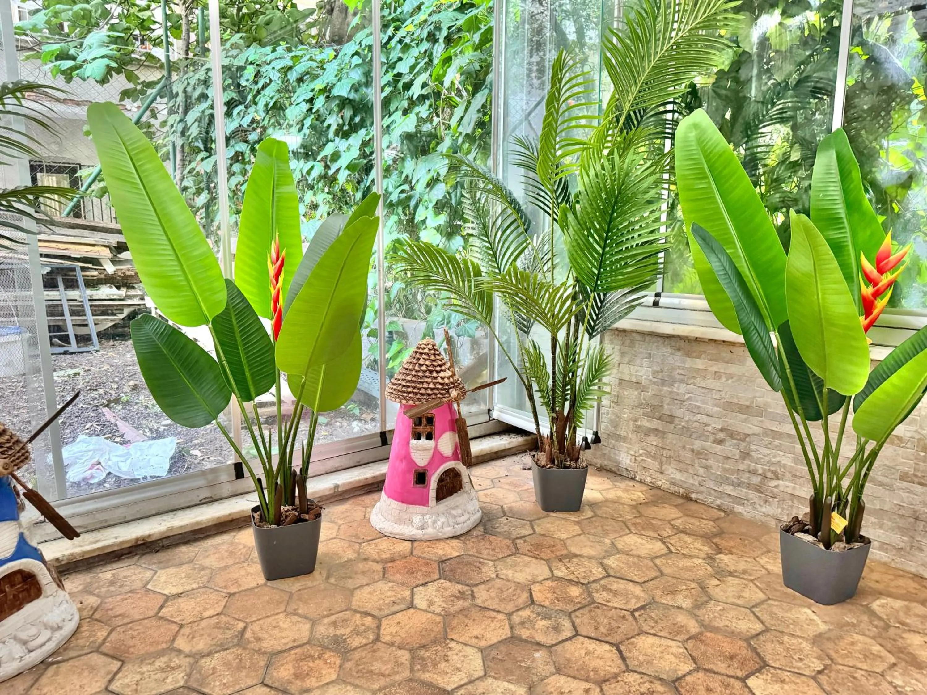 Garden in Otel Kadıköy
