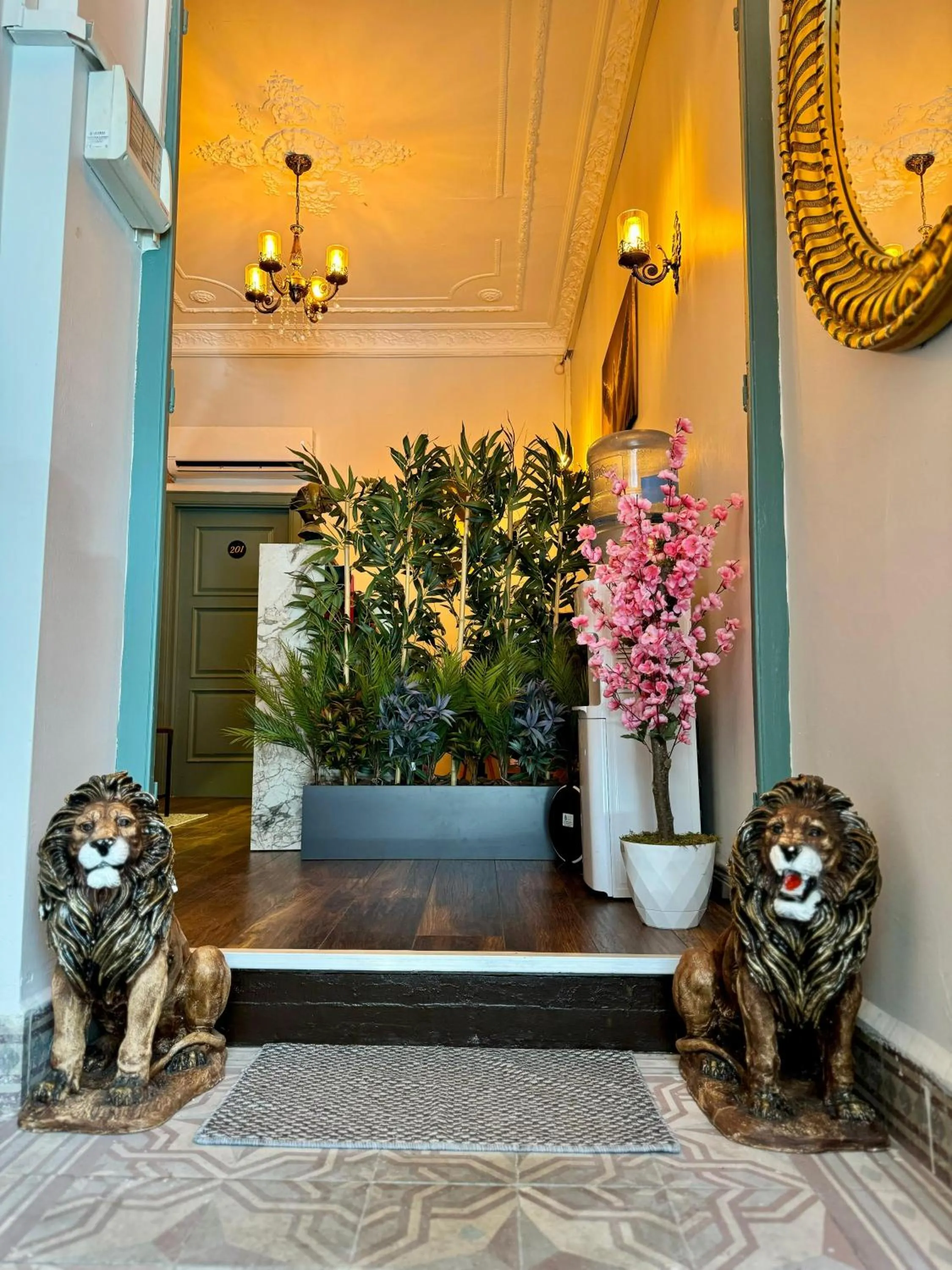 Lobby or reception in Otel Kadıköy