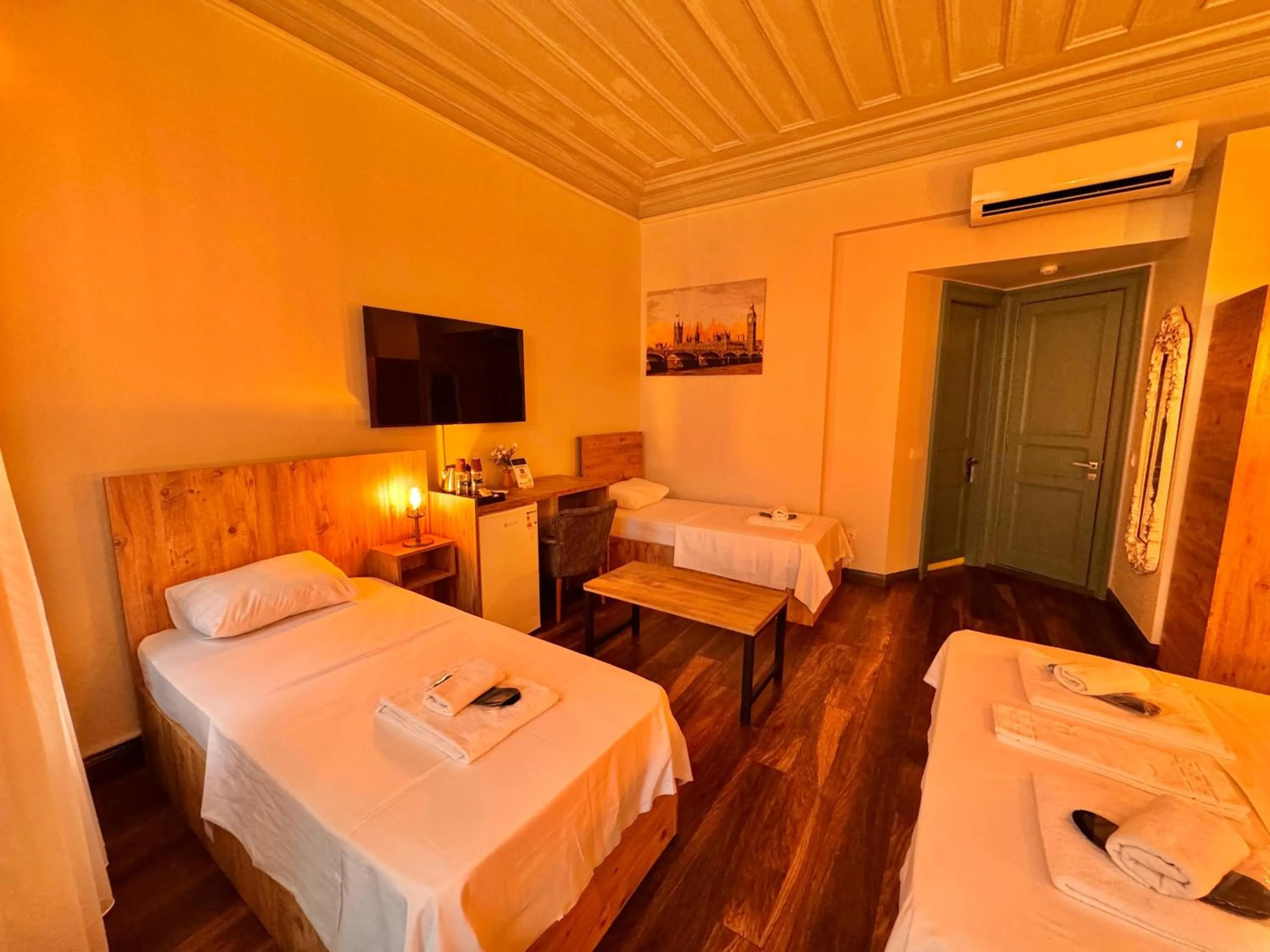 Bed in Otel Kadıköy