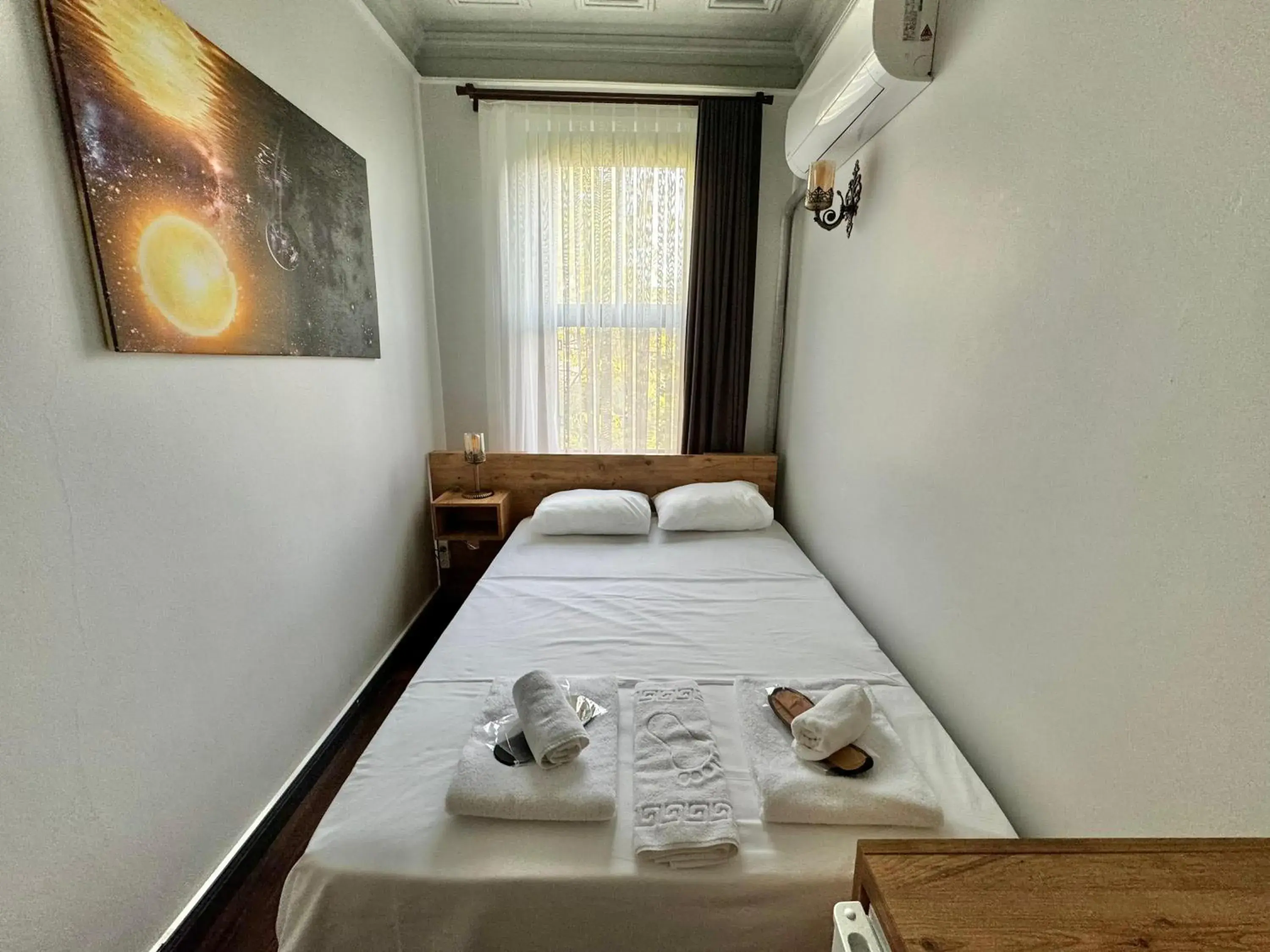 Economy Double Room in Otel Kadıköy Economy Double Room in Otel Kadıköy