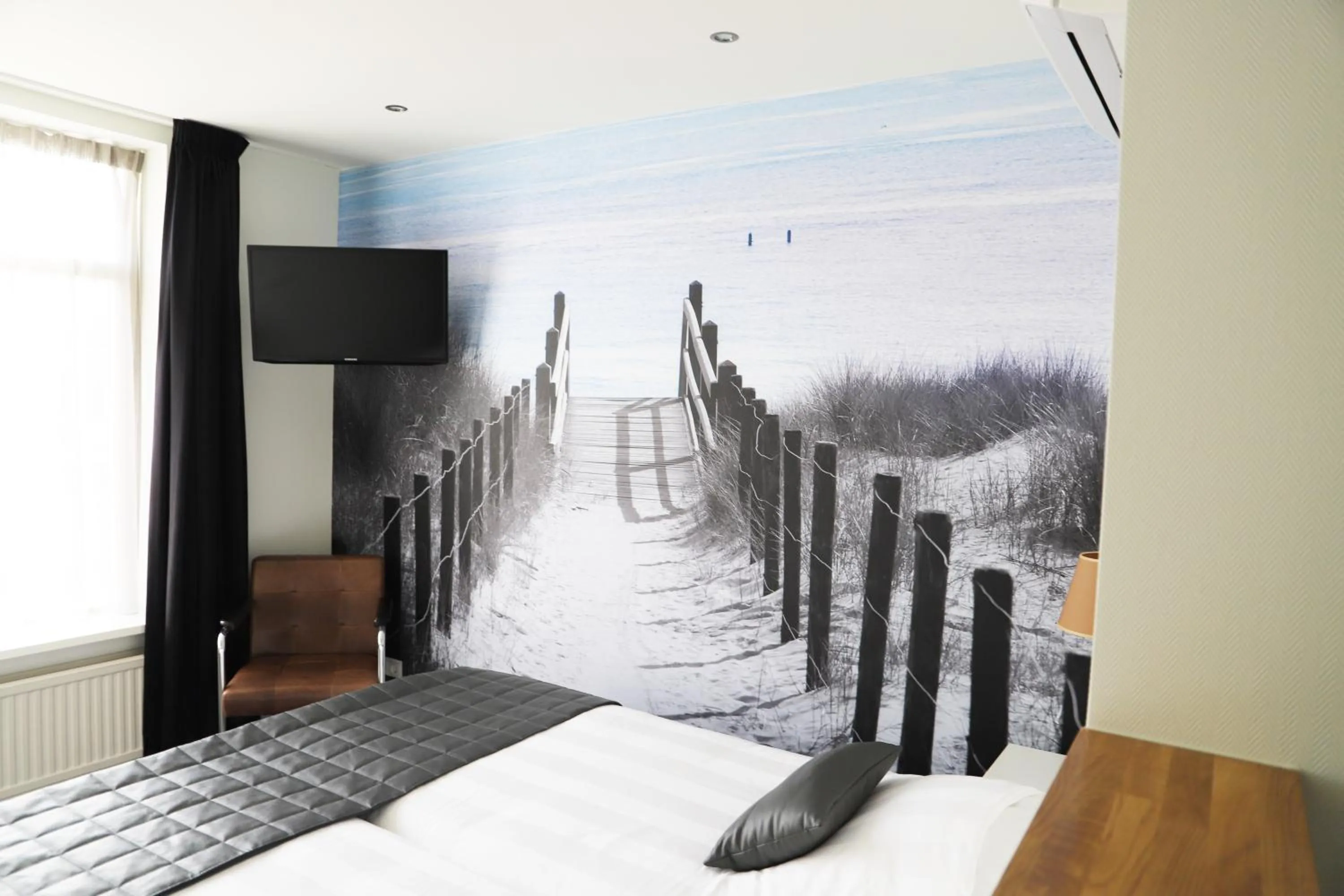 Photo of the whole room, Bed in Heeren van Noortwyck