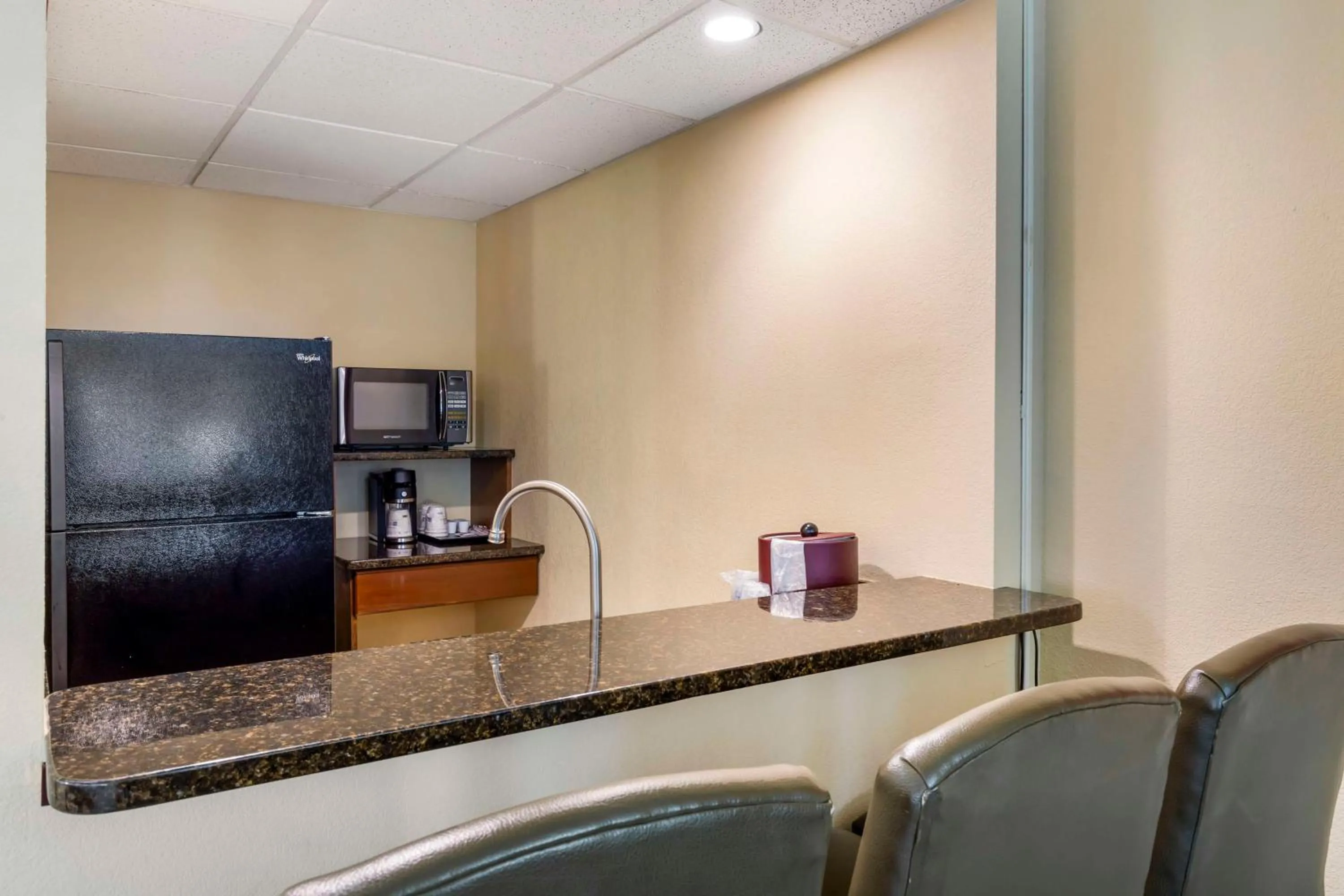 Bedroom in Best Western Plus Burlington