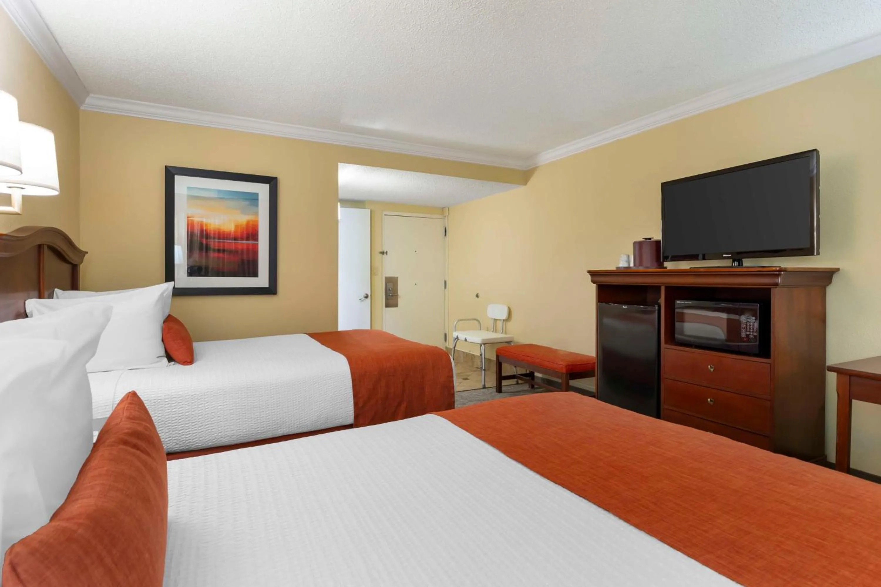 Bedroom, Bed in Best Western Plus Burlington