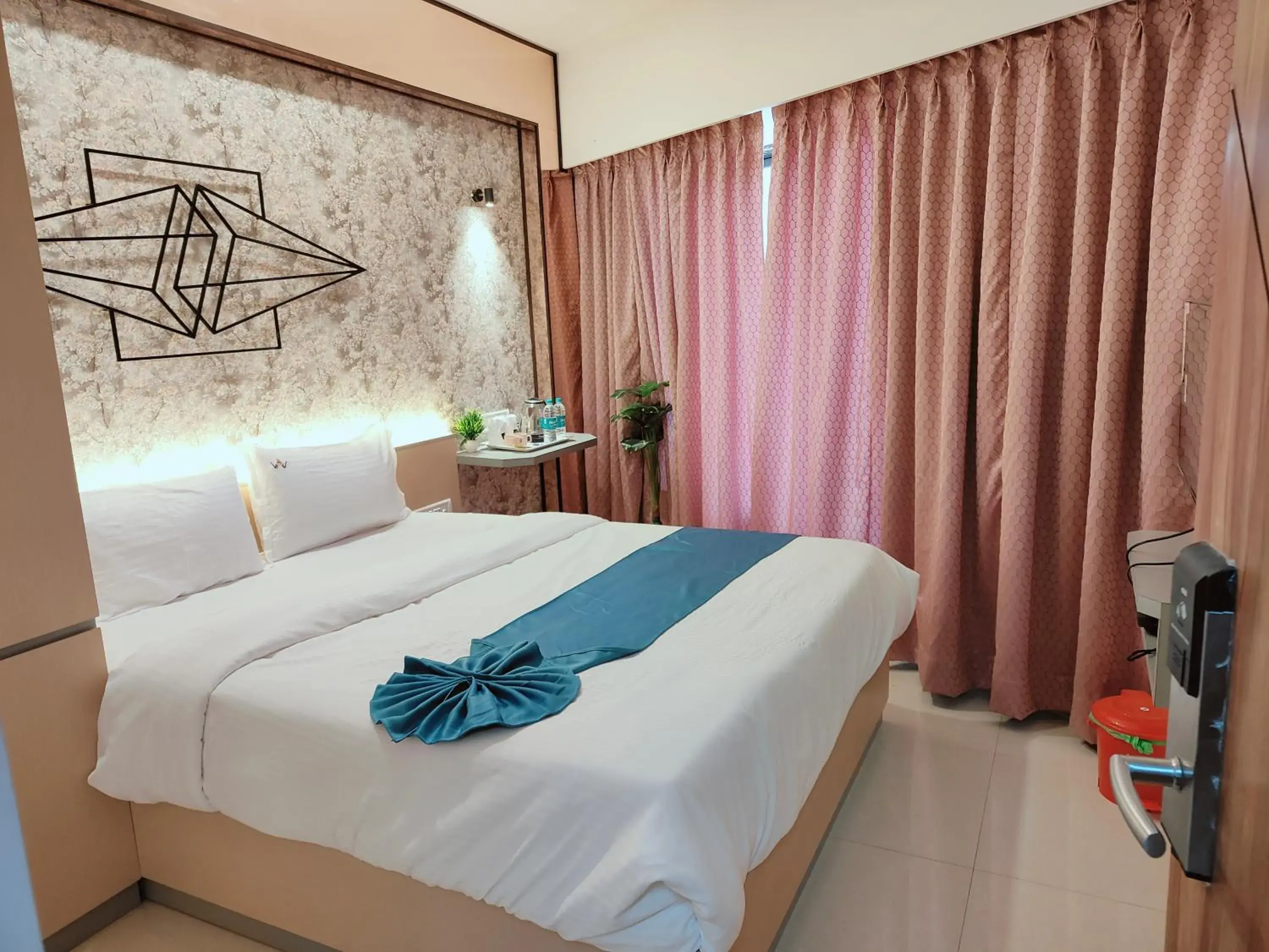 Bedroom, Bed in Vav Residency Bedroom, Bed in Vav Residency