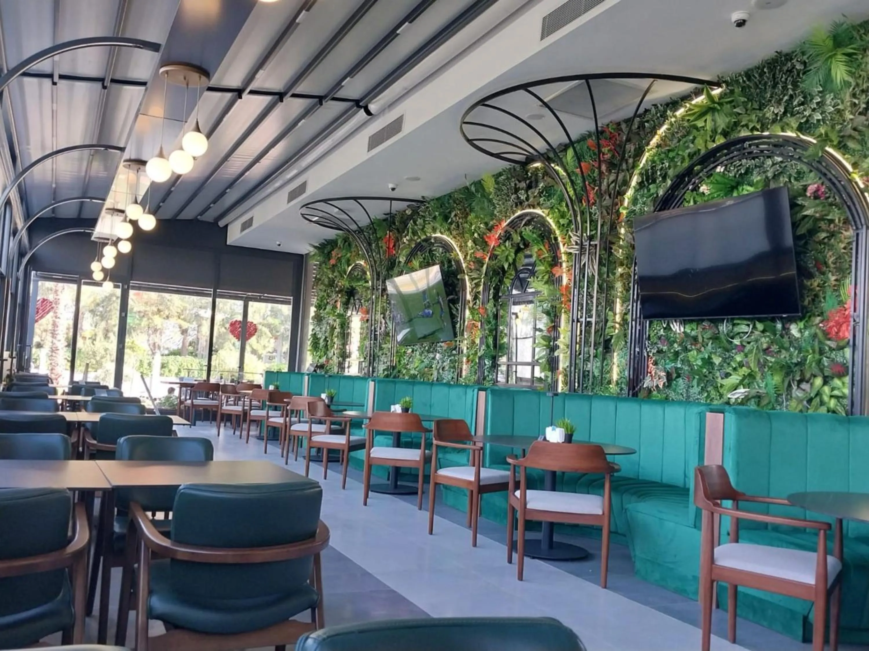 Restaurant/places to eat in Alice Hotel Antalya