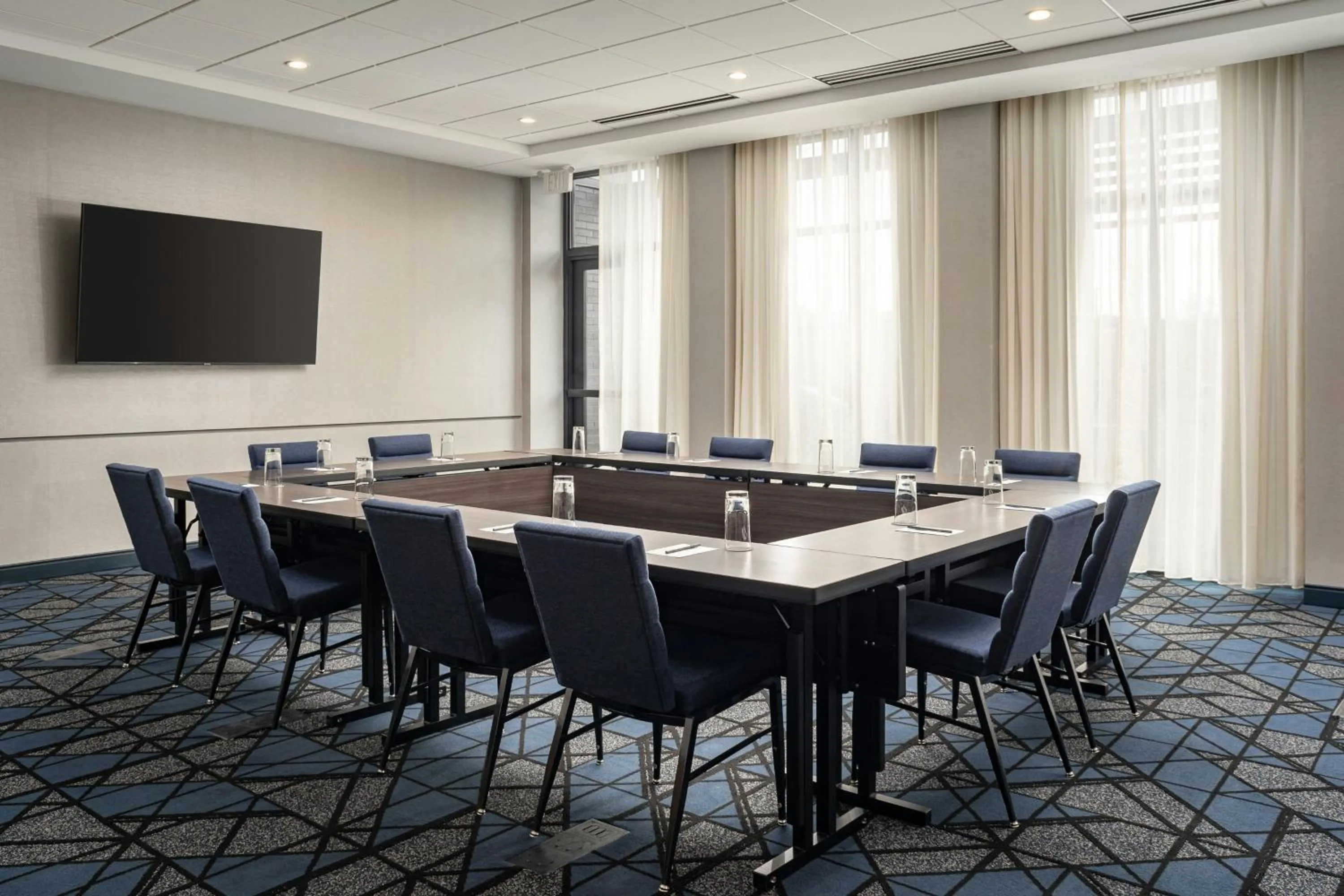 Meeting/conference room in Courtyard by Marriott Cleveland TN