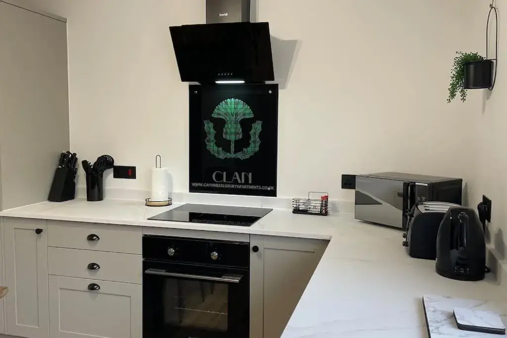 Braeview - by Caithness Luxury Apartments NC500 - 3 Bedroom Luxury holiday home - Sleeps Work teams upto 3 & holiday makers upto 5 Braeview - by Caithness Luxury Apartments NC500 - 3 Bedroom Luxury holiday home - Sleeps Work teams upto 3 & holiday makers upto 5