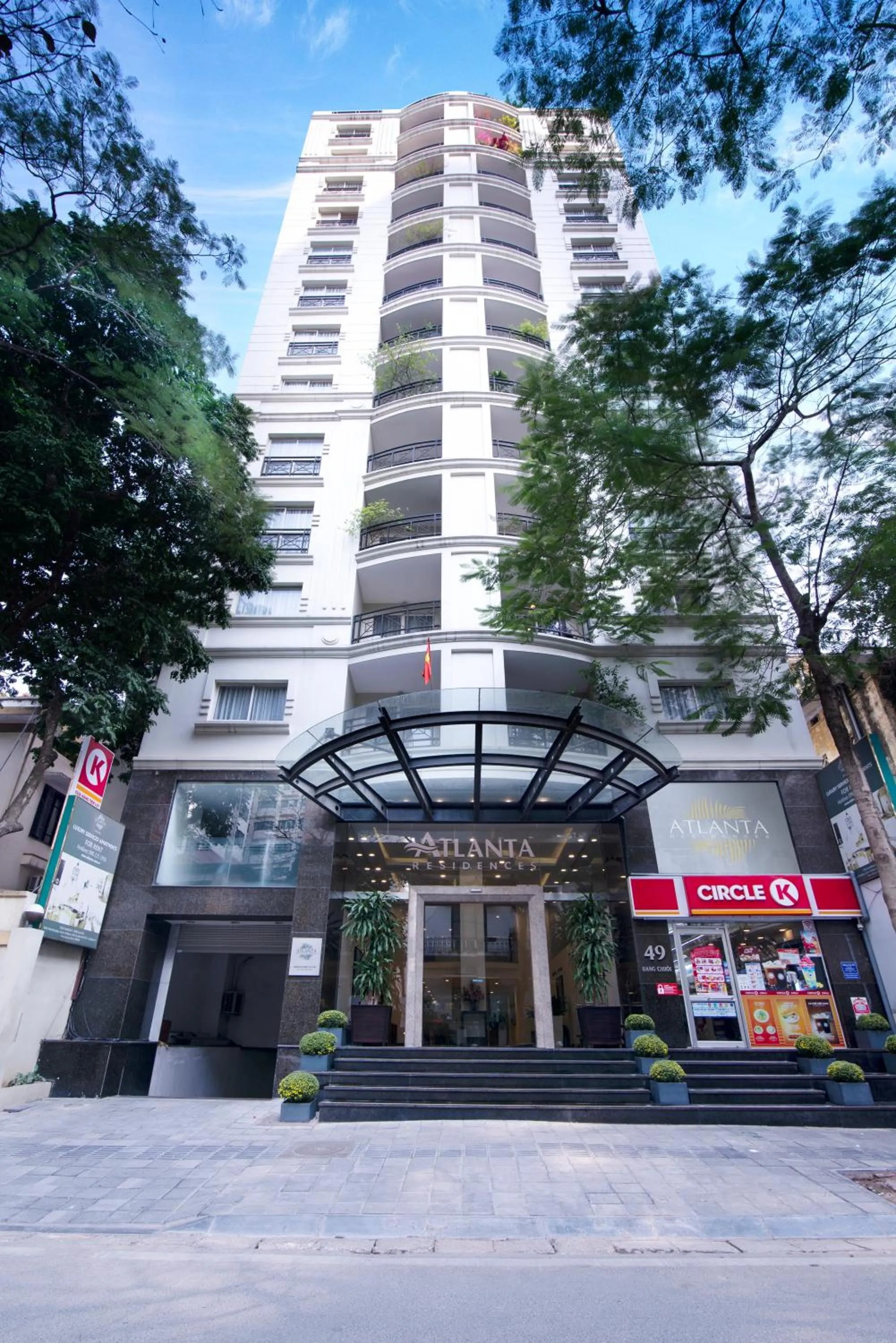 Property building in Atlanta Residences