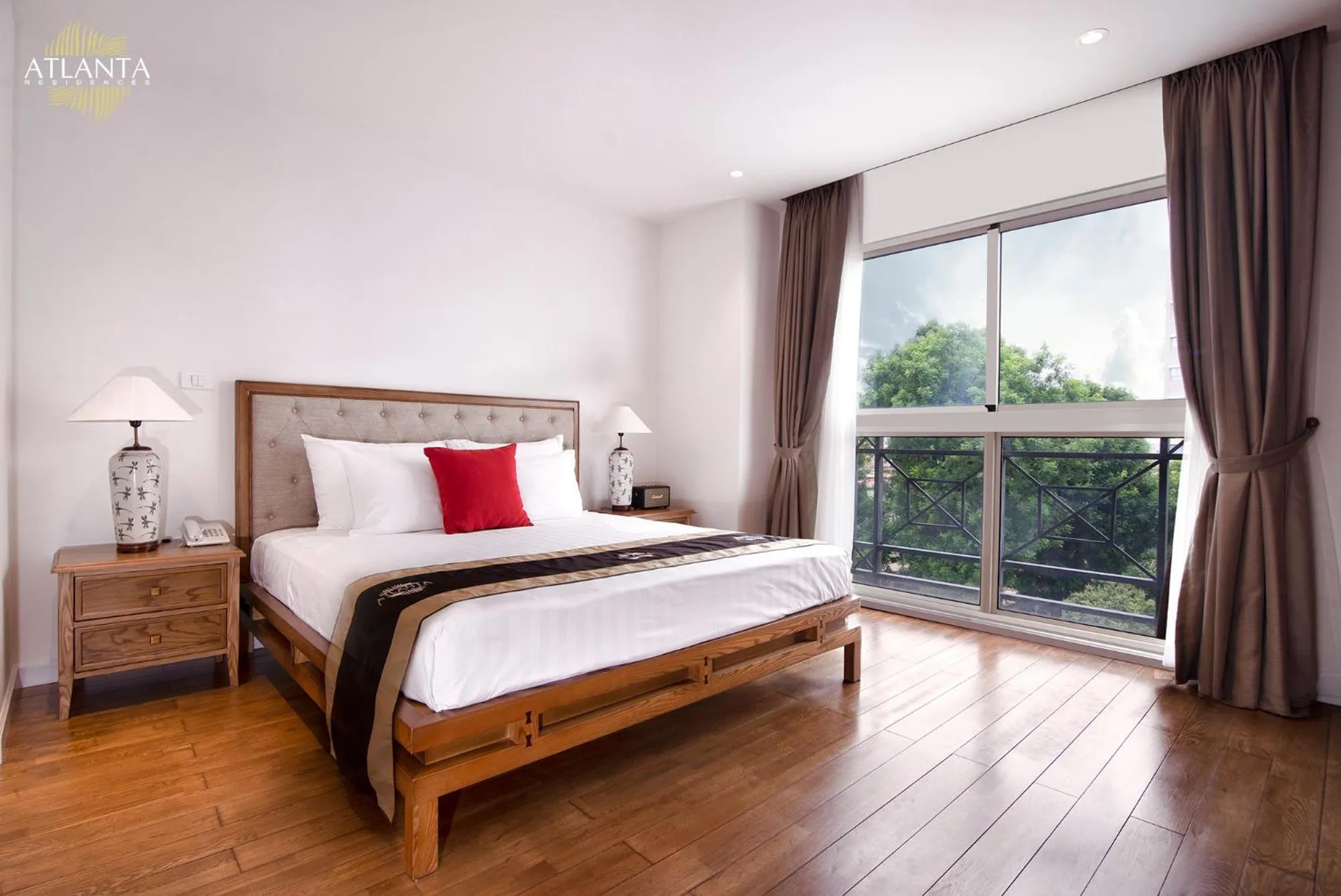 Bed in Atlanta Residences