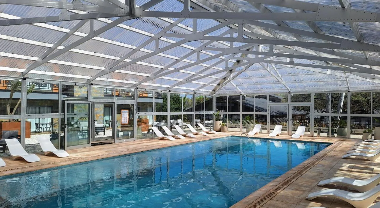 BlackStone Apart Boutique Hotel