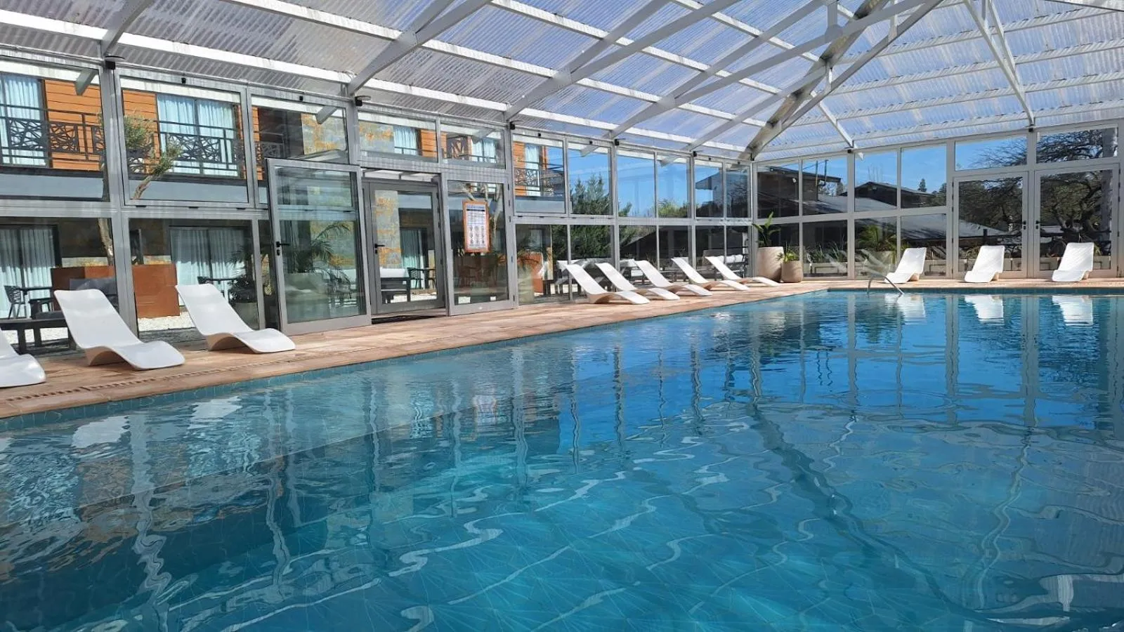 BlackStone Apart Boutique Hotel