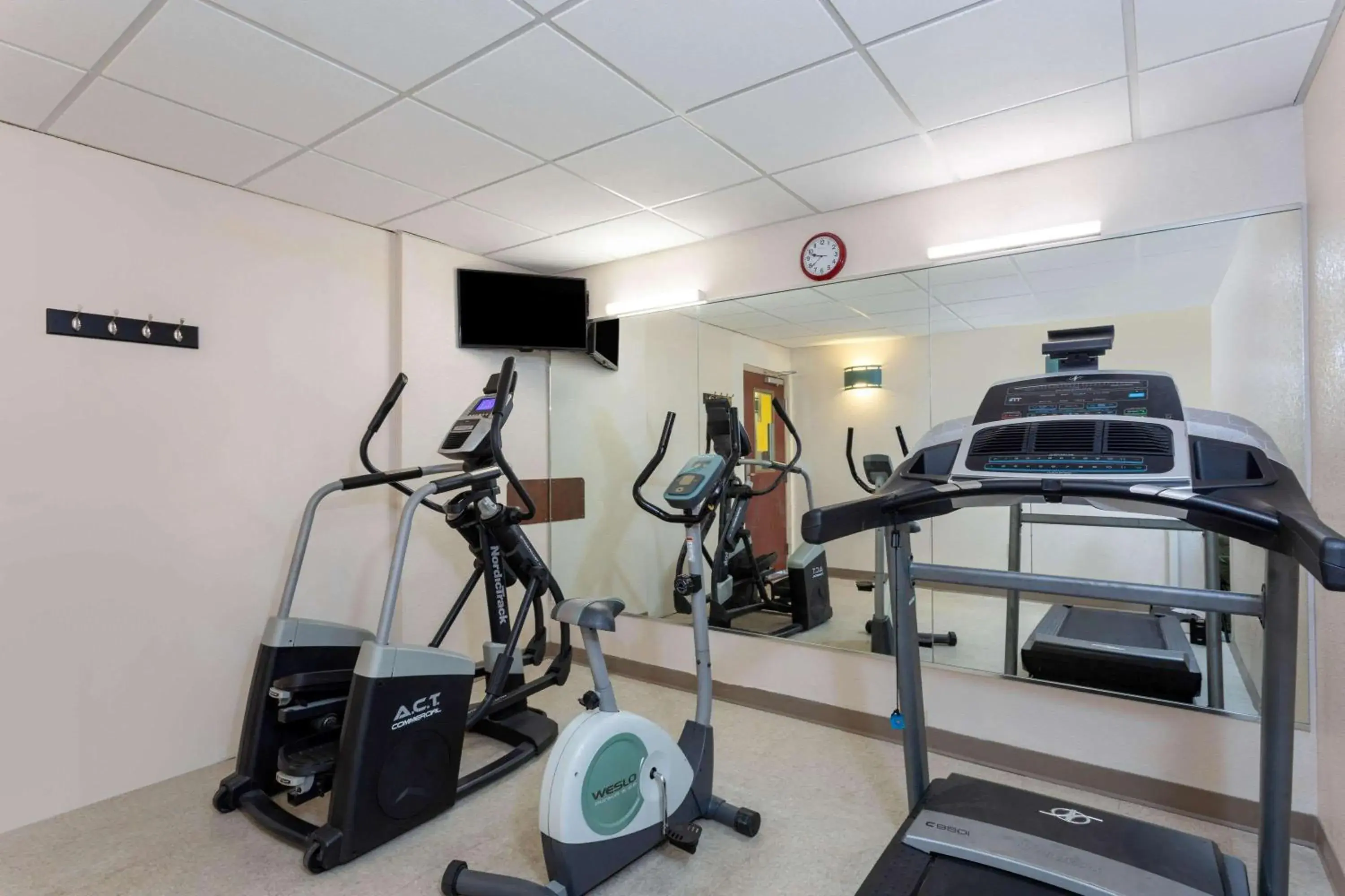 Fitness centre/facilities in Ramada by Wyndham Panama City Fitness centre/facilities in Ramada by Wyndham Panama City