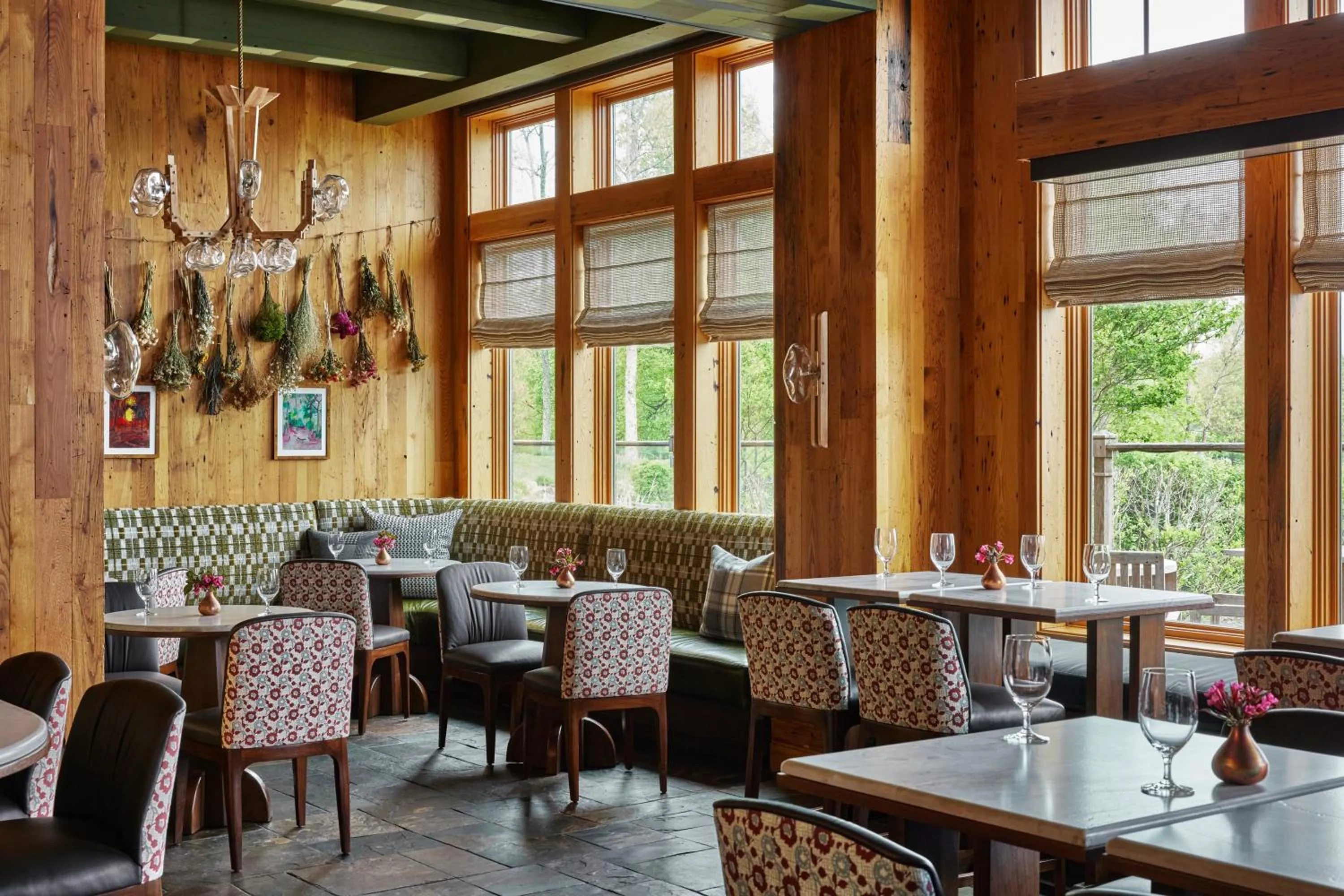 Restaurant/places to eat in The Lodge at Primland, Auberge Collection