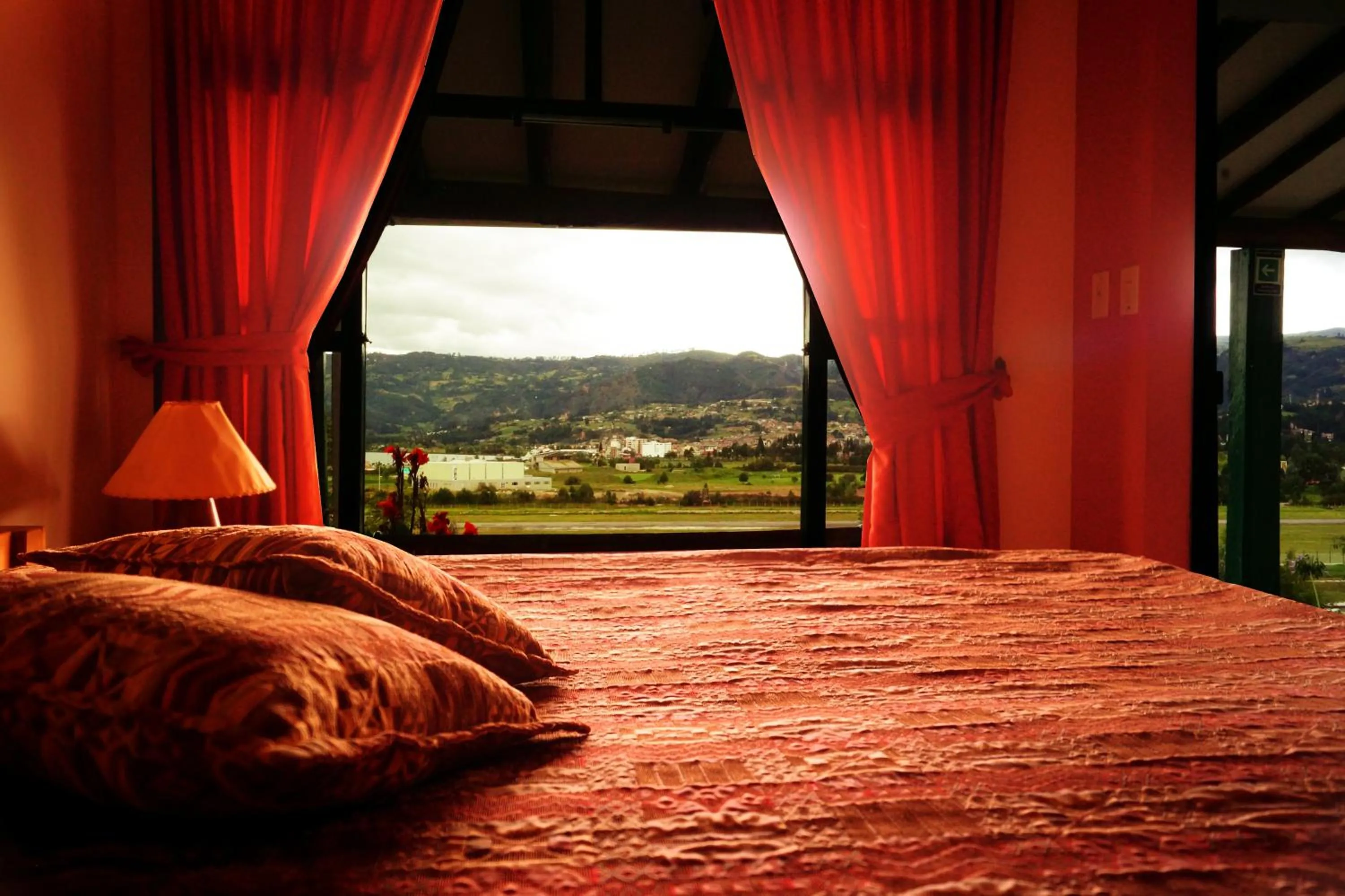 Mountain view, Bed in Hotel Cabañas San Cayetano