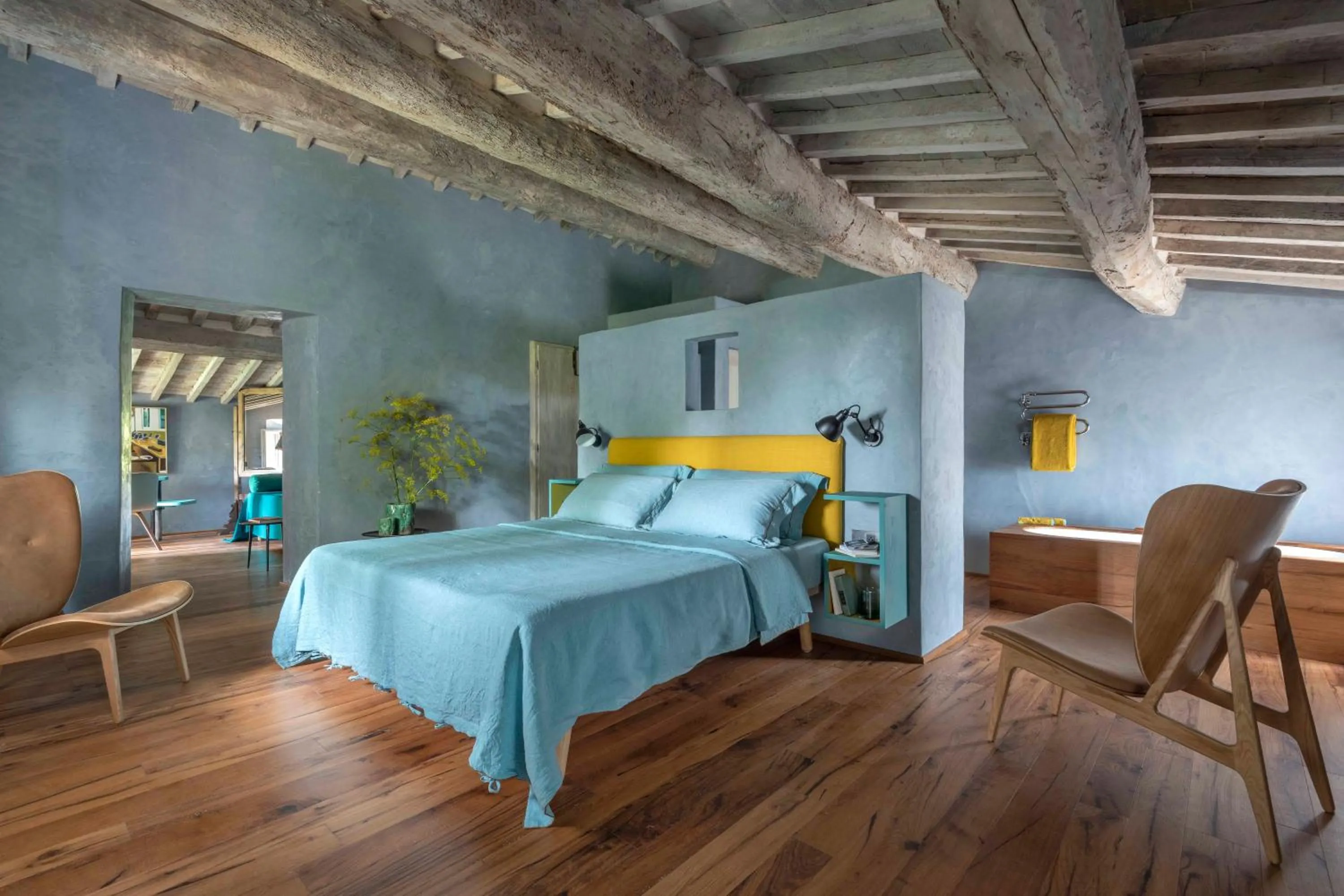 Photo of the whole room, Bed in Monteverdi Tuscany