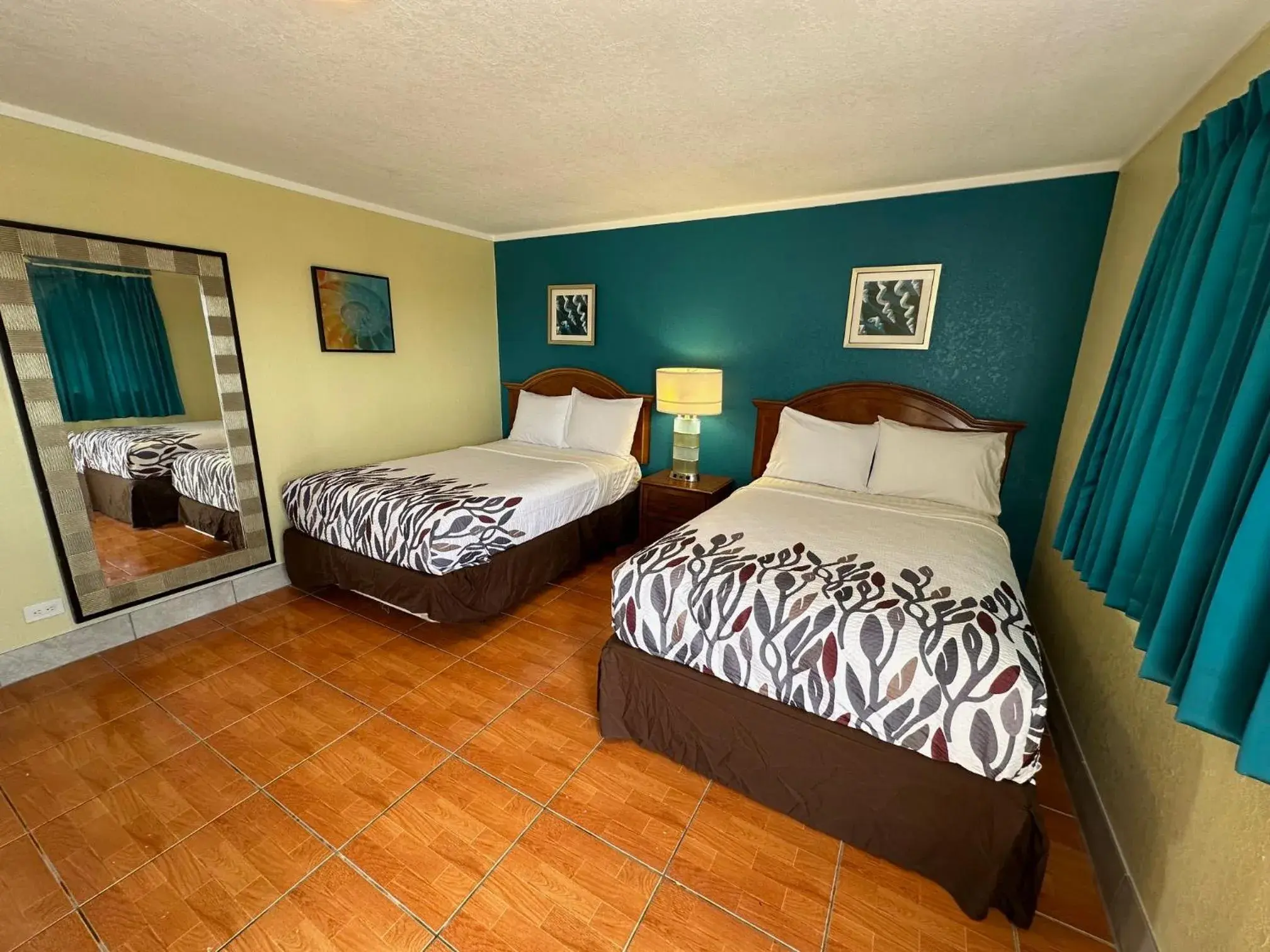 Double Room in Royal Inn Double Room in Royal Inn