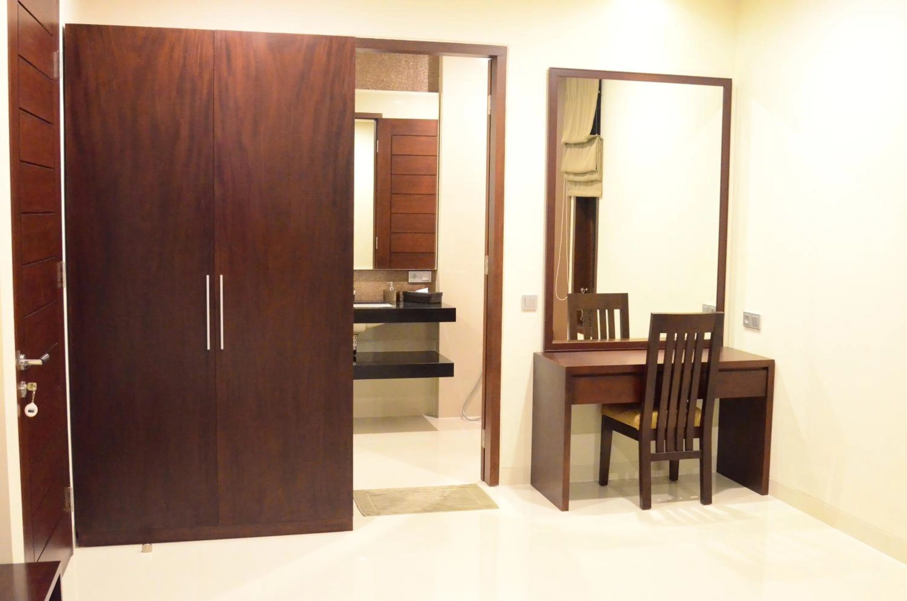 Bedroom in The Arnaya