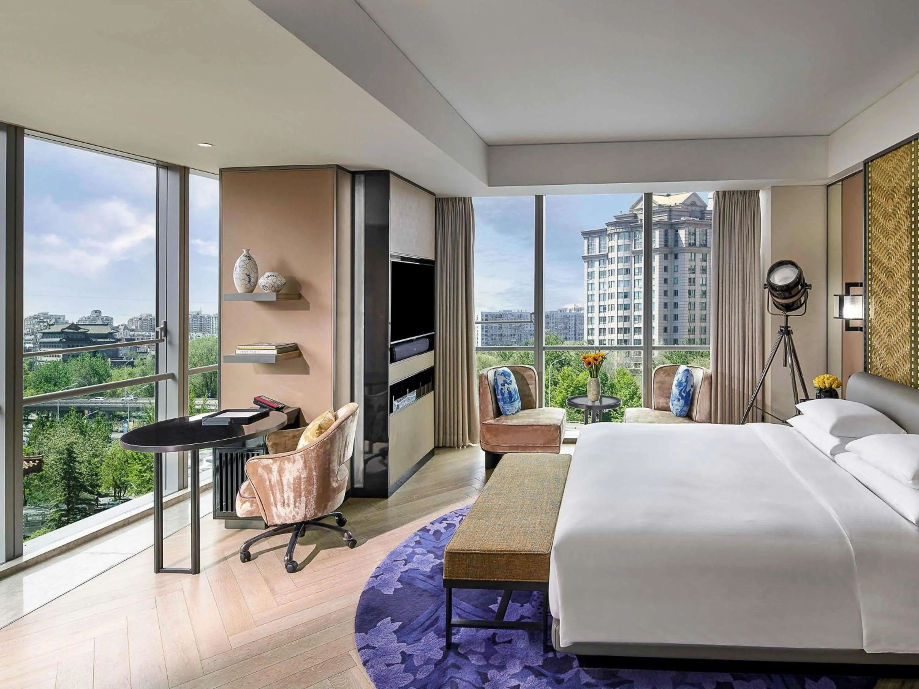 Bedroom, Bed in Sofitel Beijing Central