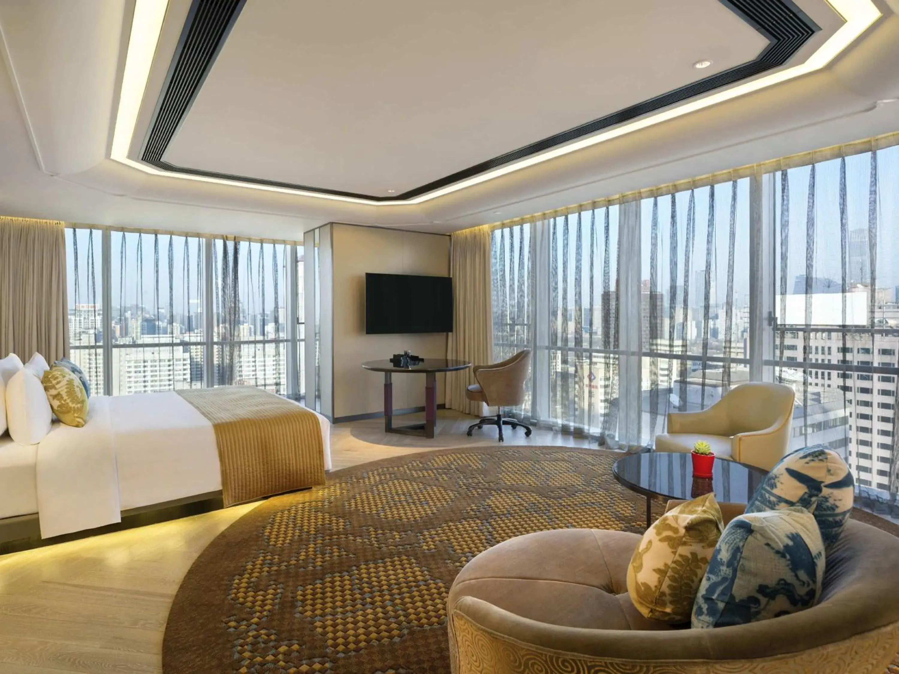 Photo of the whole room, Bed in Sofitel Beijing Central Photo of the whole room, Bed in Sofitel Beijing Central