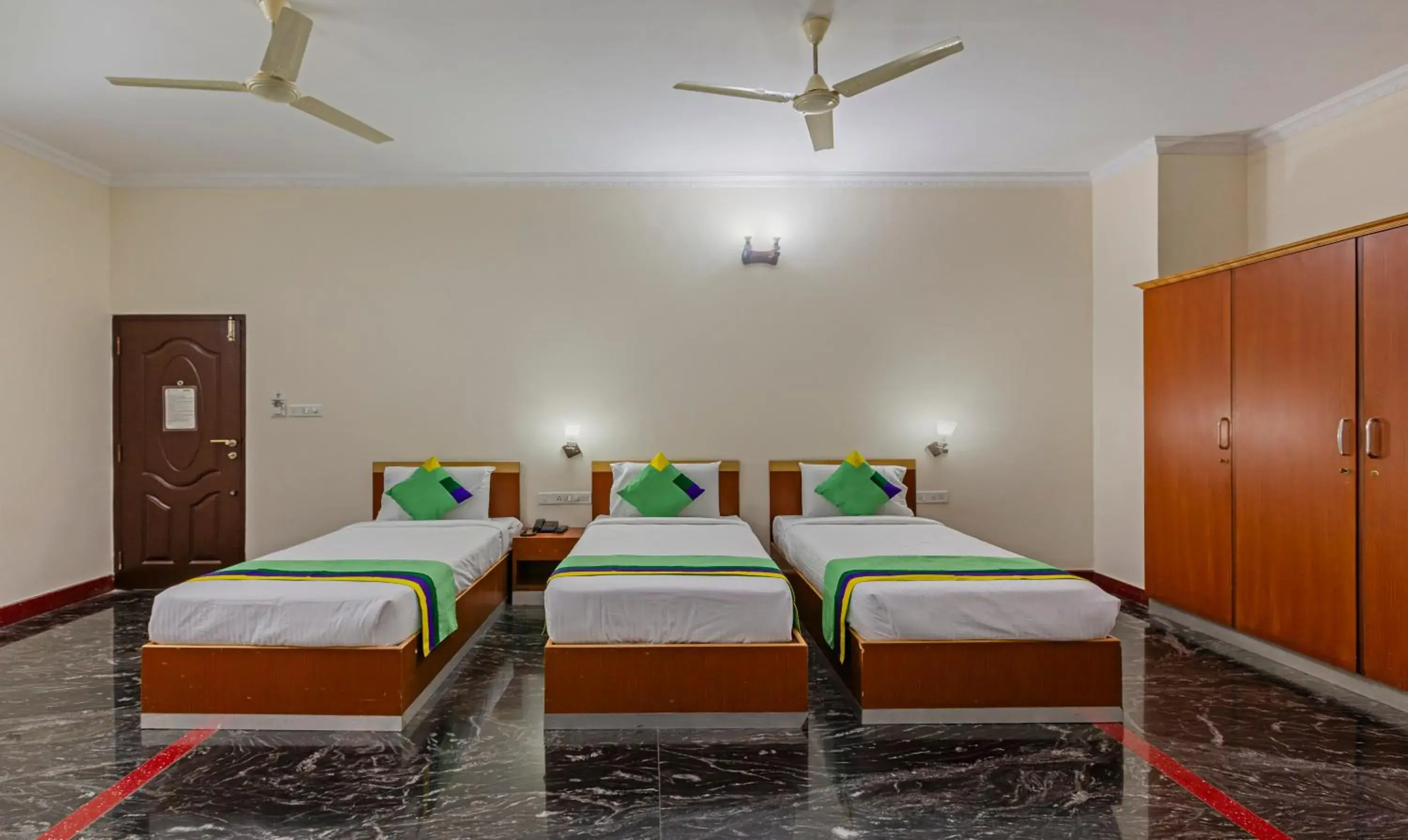 Superior Double Room - single occupancy in Treebo Akshaya Residency Superior Double Room - single occupancy in Treebo Akshaya Residency