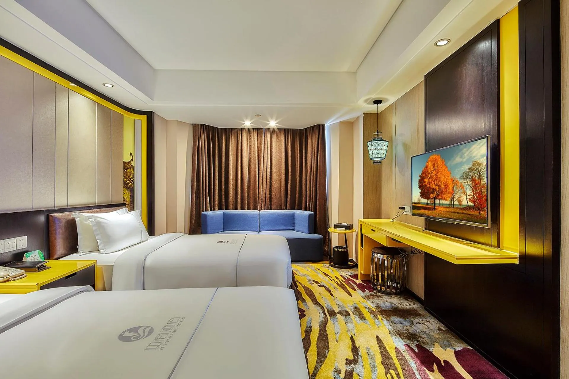 Photo of the whole room, Bed in Insail Hotels -Huanshi Road Taojin Metro Station Guangzhou- Free shuttle bus for Canton Fair