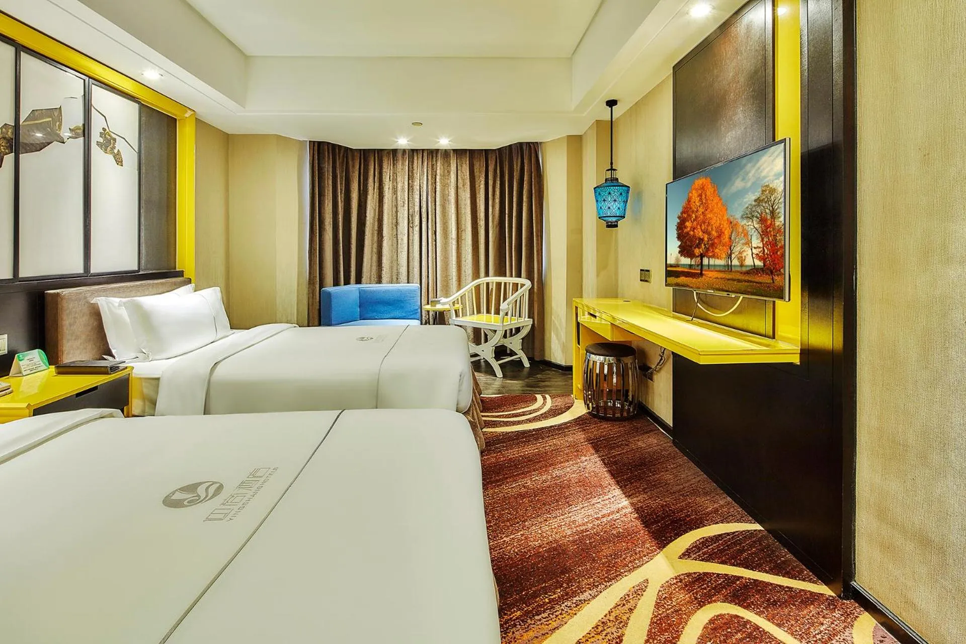 Photo of the whole room, Bed in Insail Hotels -Huanshi Road Taojin Metro Station Guangzhou- Free shuttle bus for Canton Fair