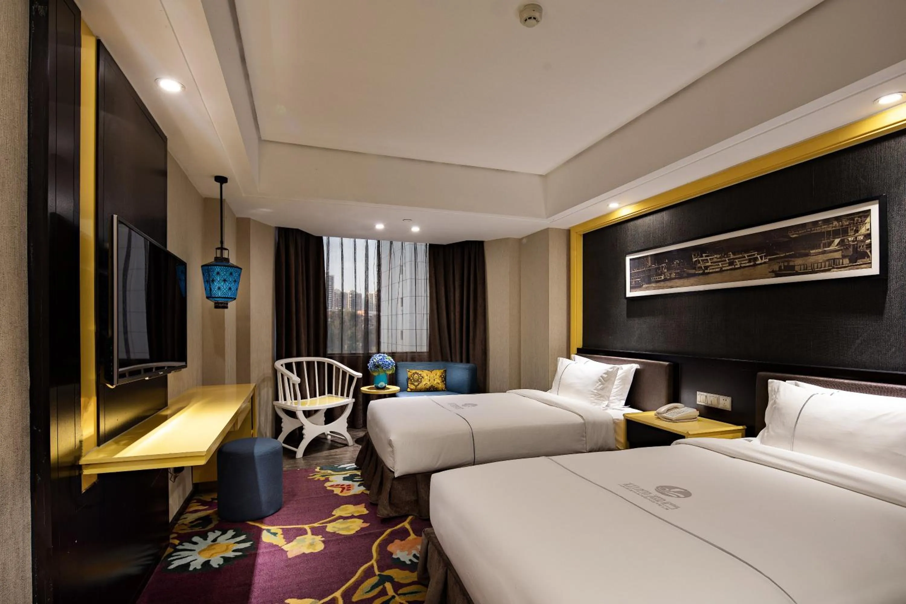 Photo of the whole room, Bed in Insail Hotels -Huanshi Road Taojin Metro Station Guangzhou- Free shuttle bus for Canton Fair