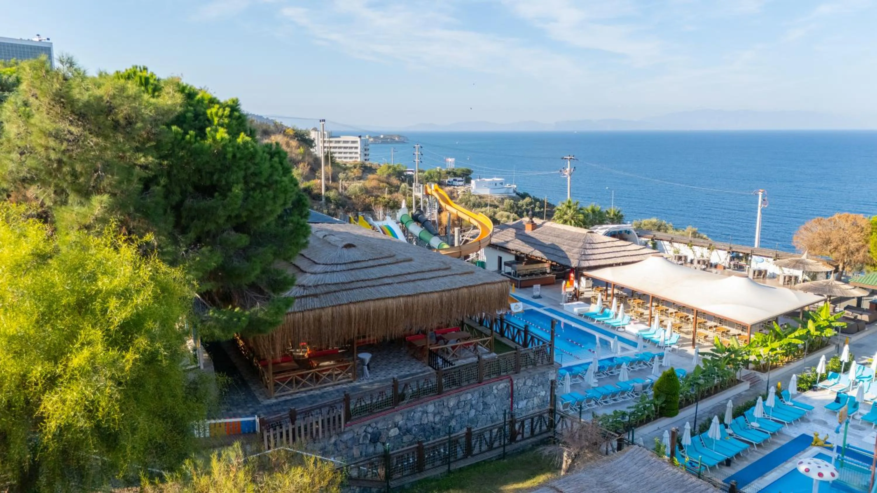 Restaurant/places to eat in Ramada Resort Kusadasi & Golf