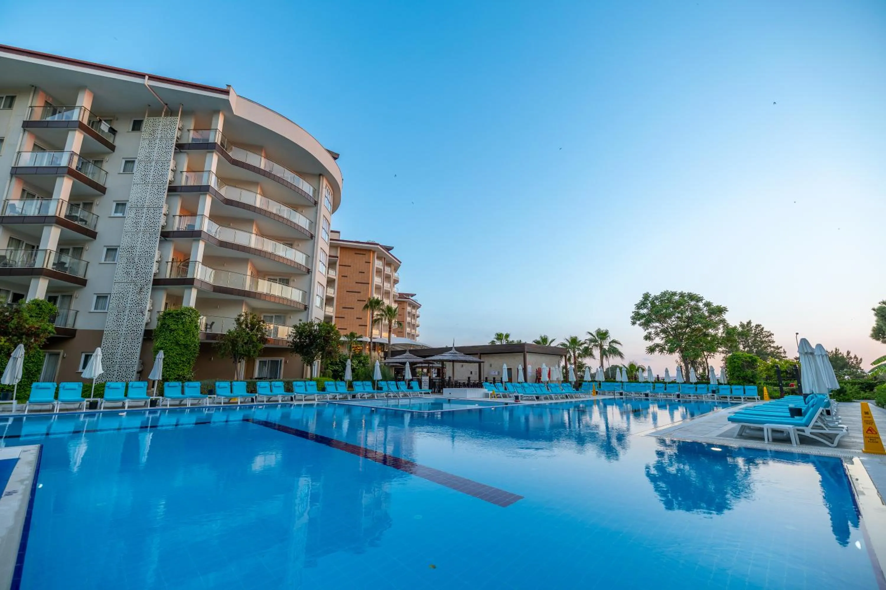 Swimming pool in Ramada Resort Kusadasi & Golf